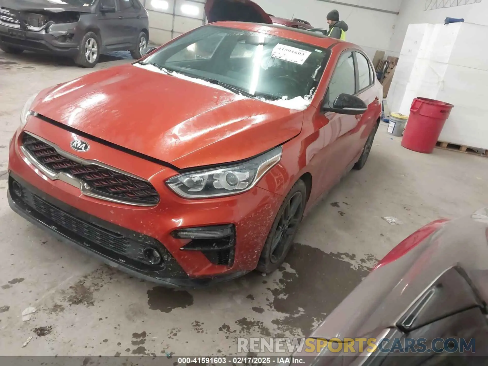 2 fotografías del automóvil dañado 3KPF34AD3LE261063 KIA FORTE 2020
