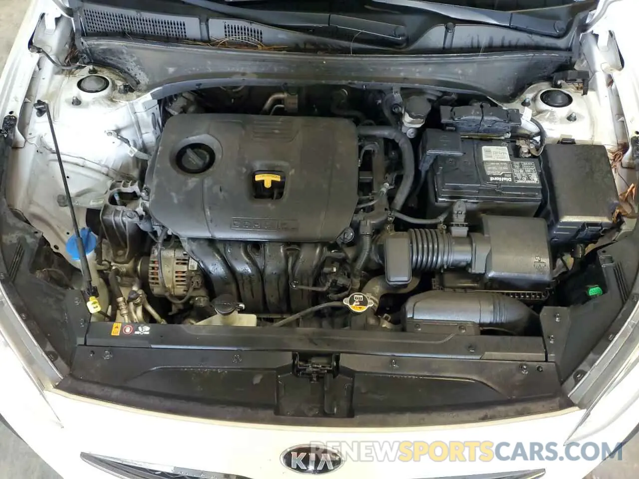 11 fotografías del automóvil dañado 3KPF34AD5LE222152 KIA FORTE 2020