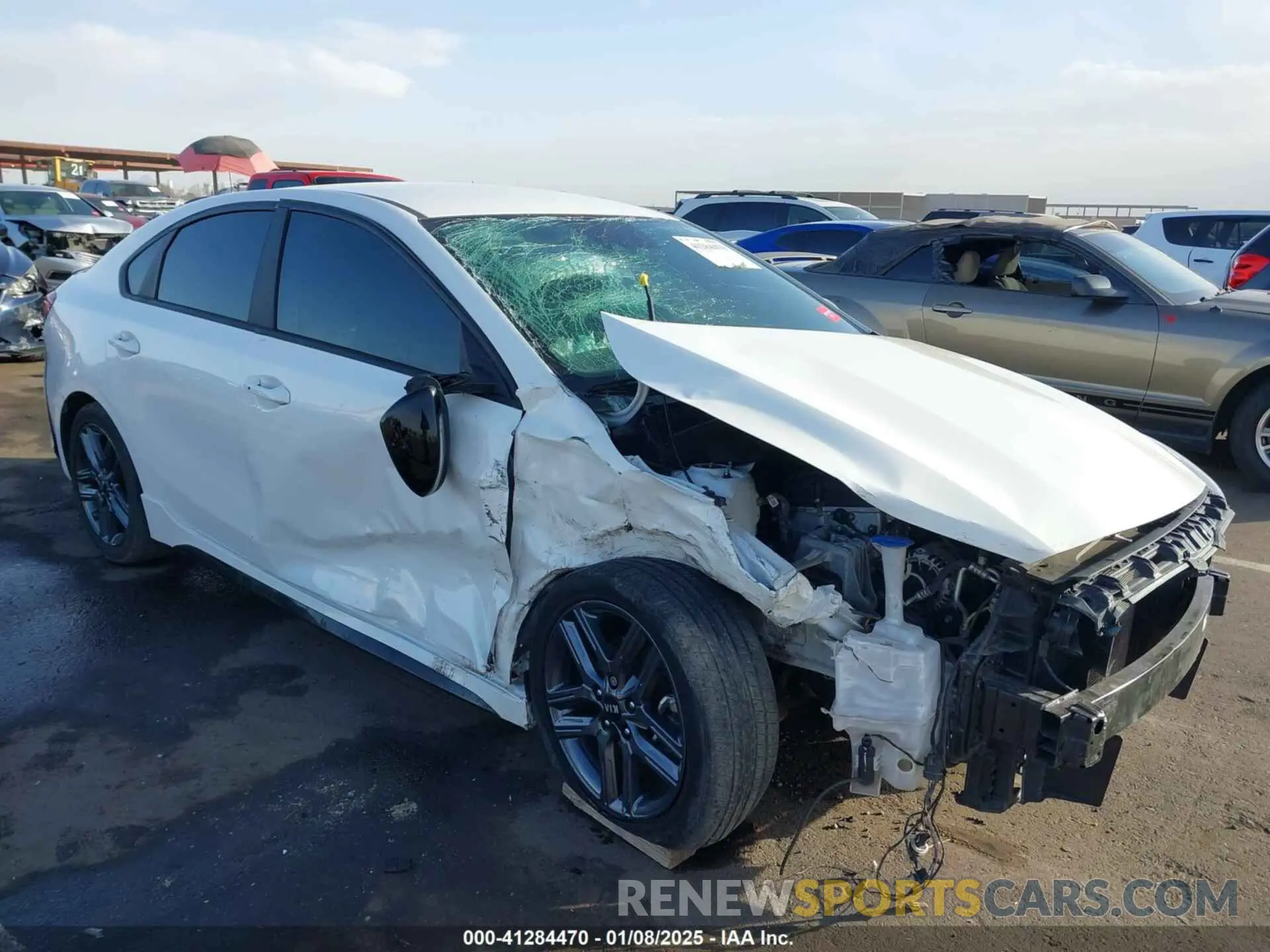 1 fotografías del automóvil dañado 3KPF34AD5LE233121 KIA FORTE 2020