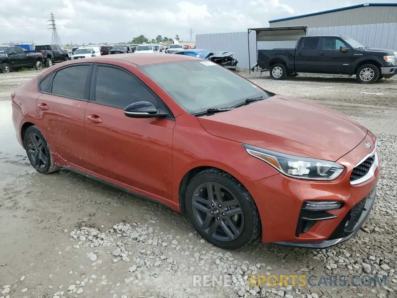 4 fotografías del automóvil dañado 3KPF34AD5LE239615 KIA FORTE 2020