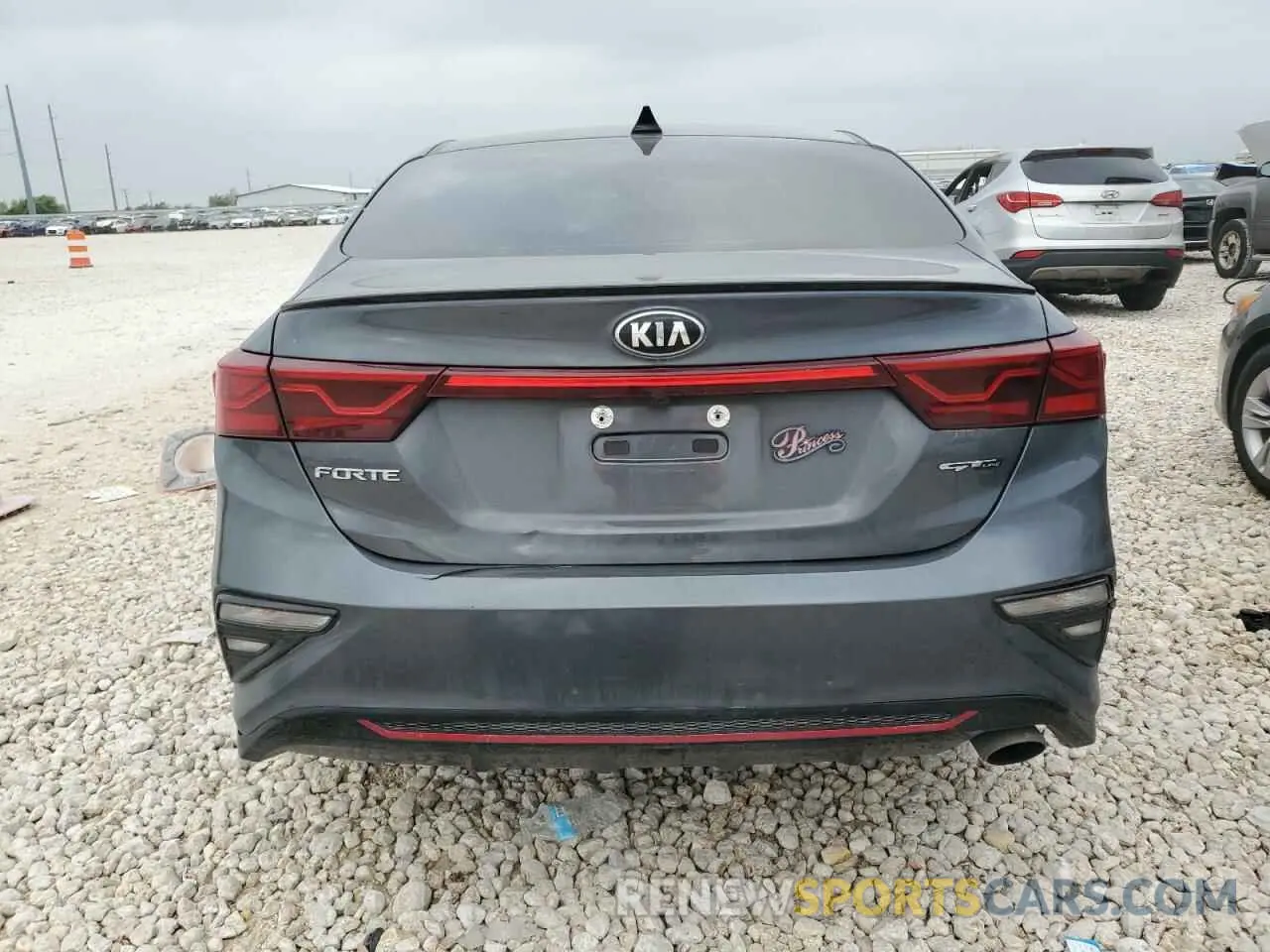 6 fotografías del automóvil dañado 3KPF34AD7LE230012 KIA FORTE 2020