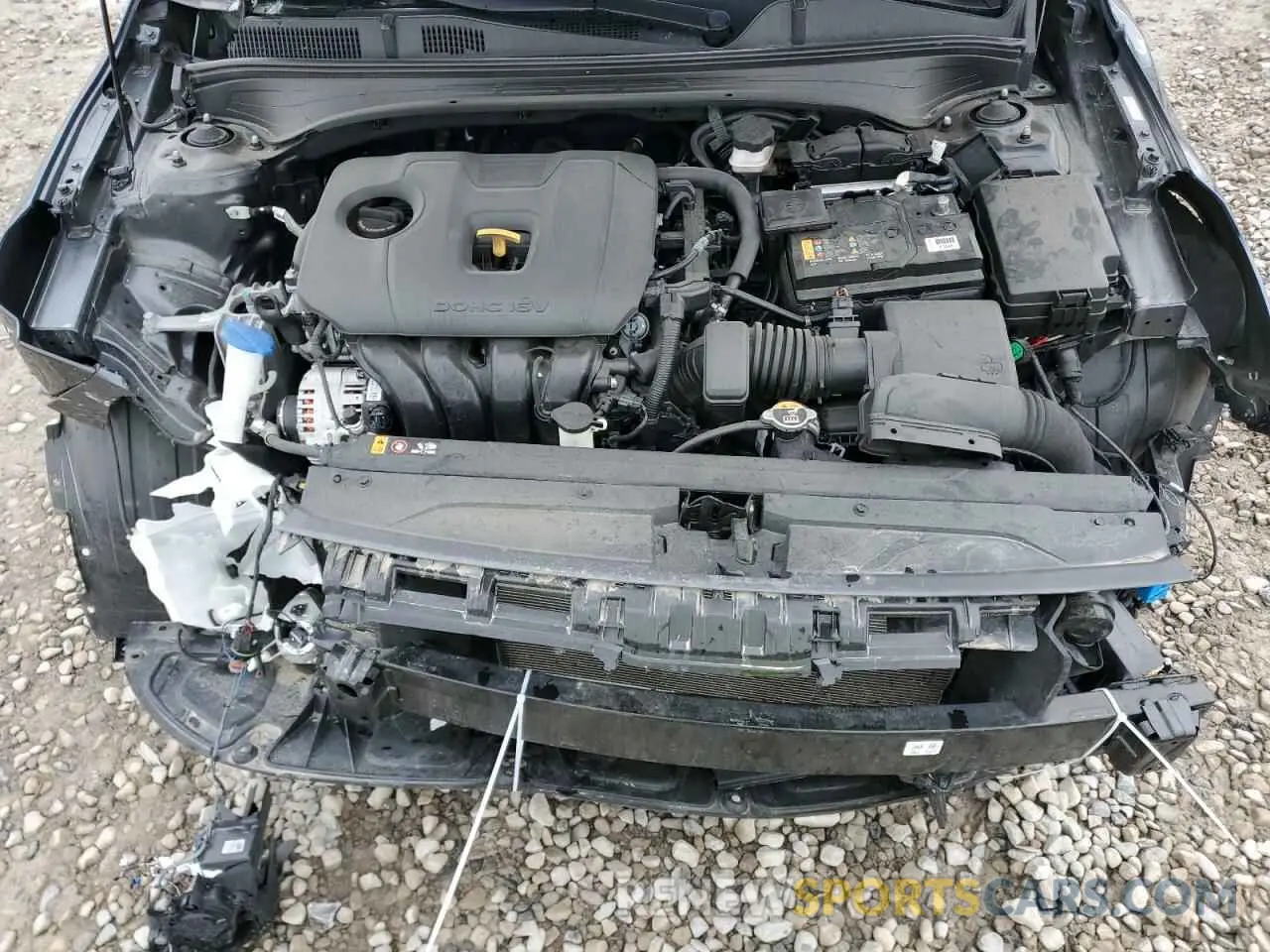12 fotografías del automóvil dañado 3KPF34AD7LE256190 KIA FORTE 2020