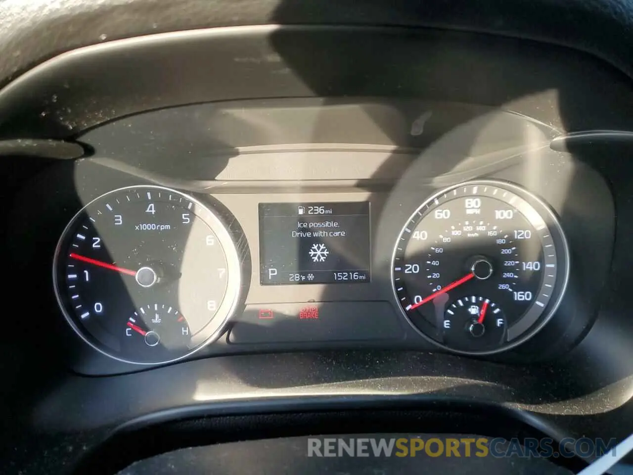 9 fotografías del automóvil dañado 3KPF34AD7LE256190 KIA FORTE 2020