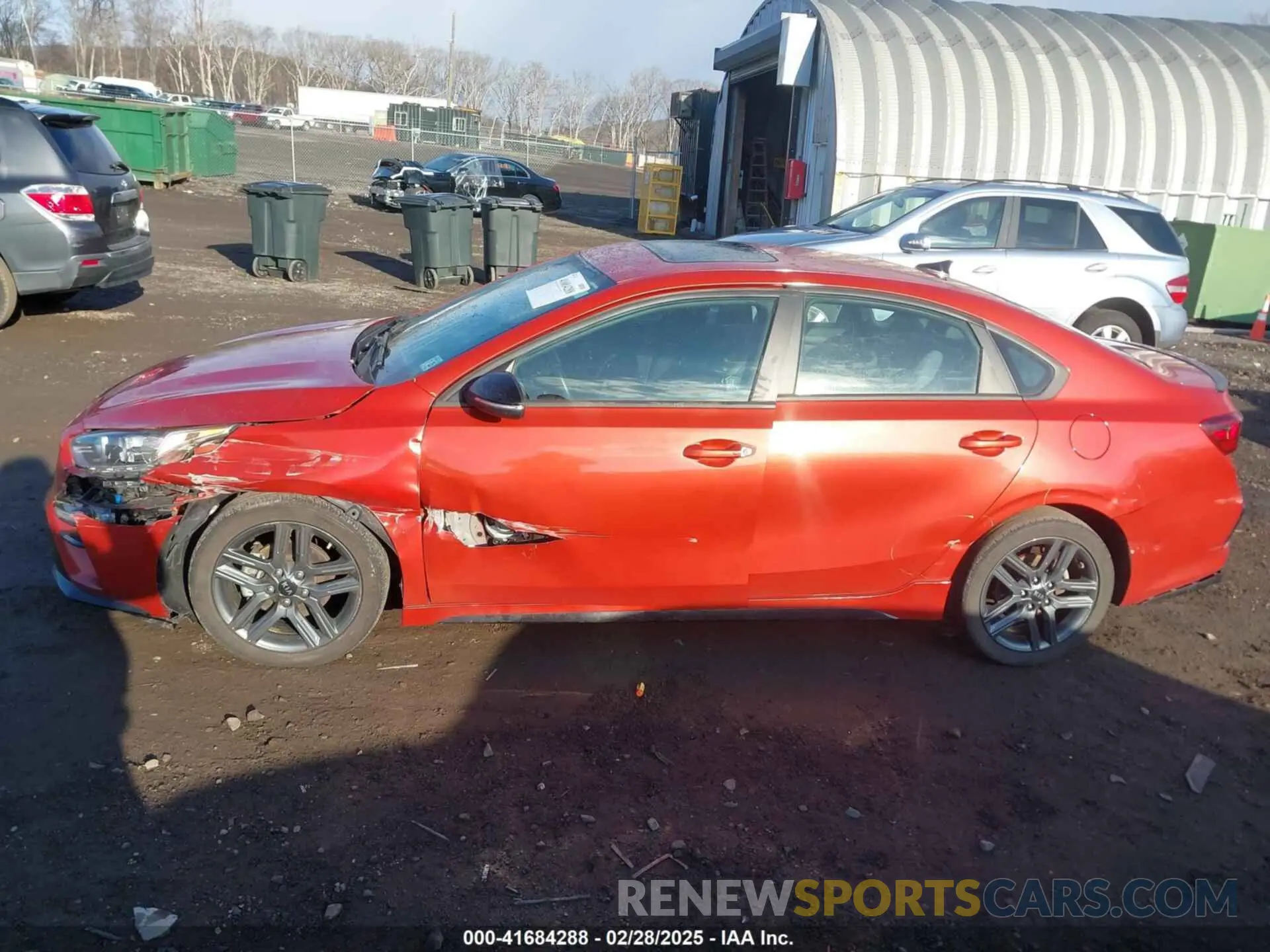 14 fotografías del automóvil dañado 3KPF34AD8LE250320 KIA FORTE 2020