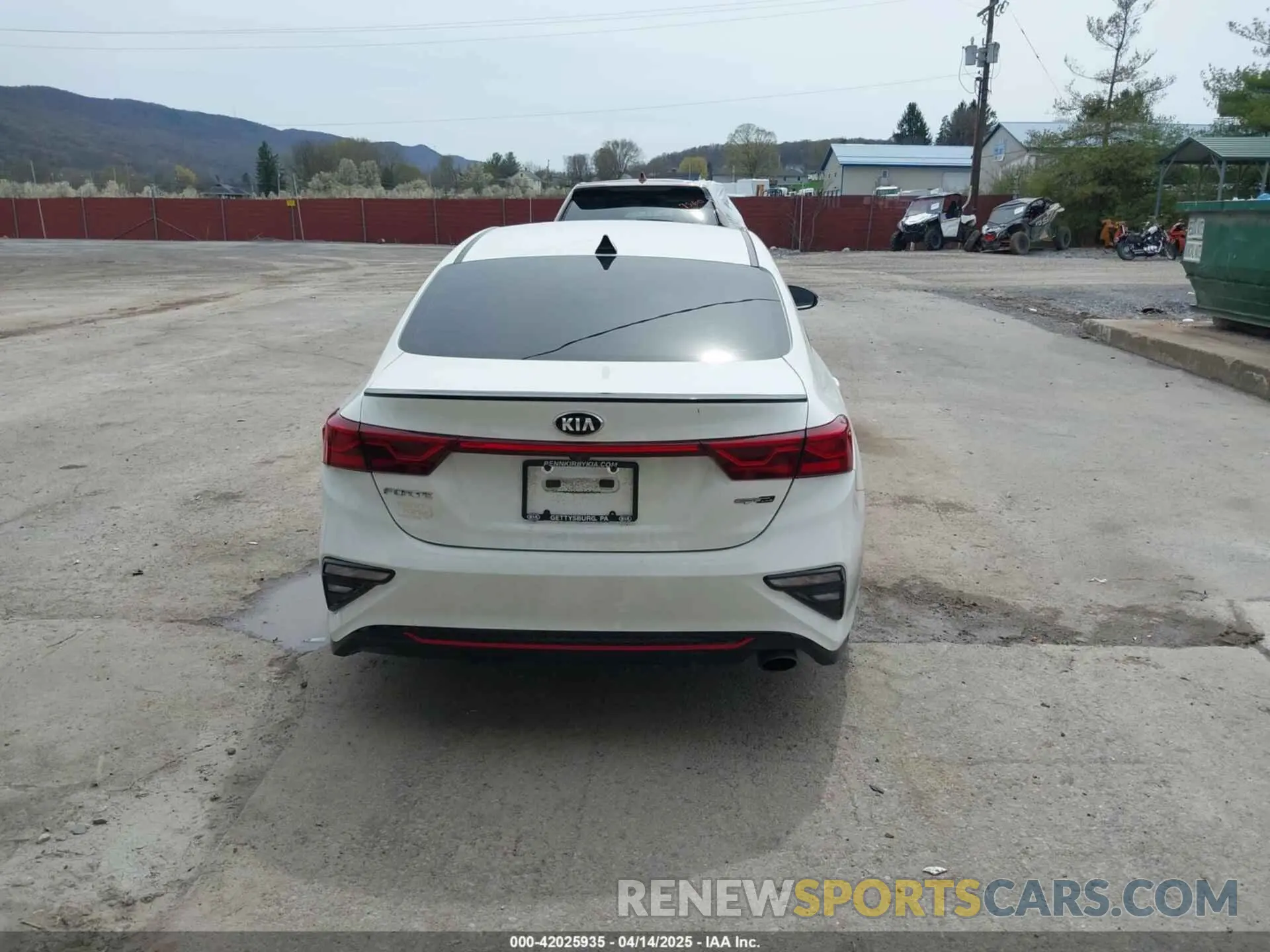 17 fotografías del automóvil dañado 3KPF34ADXLE146055 KIA FORTE 2020