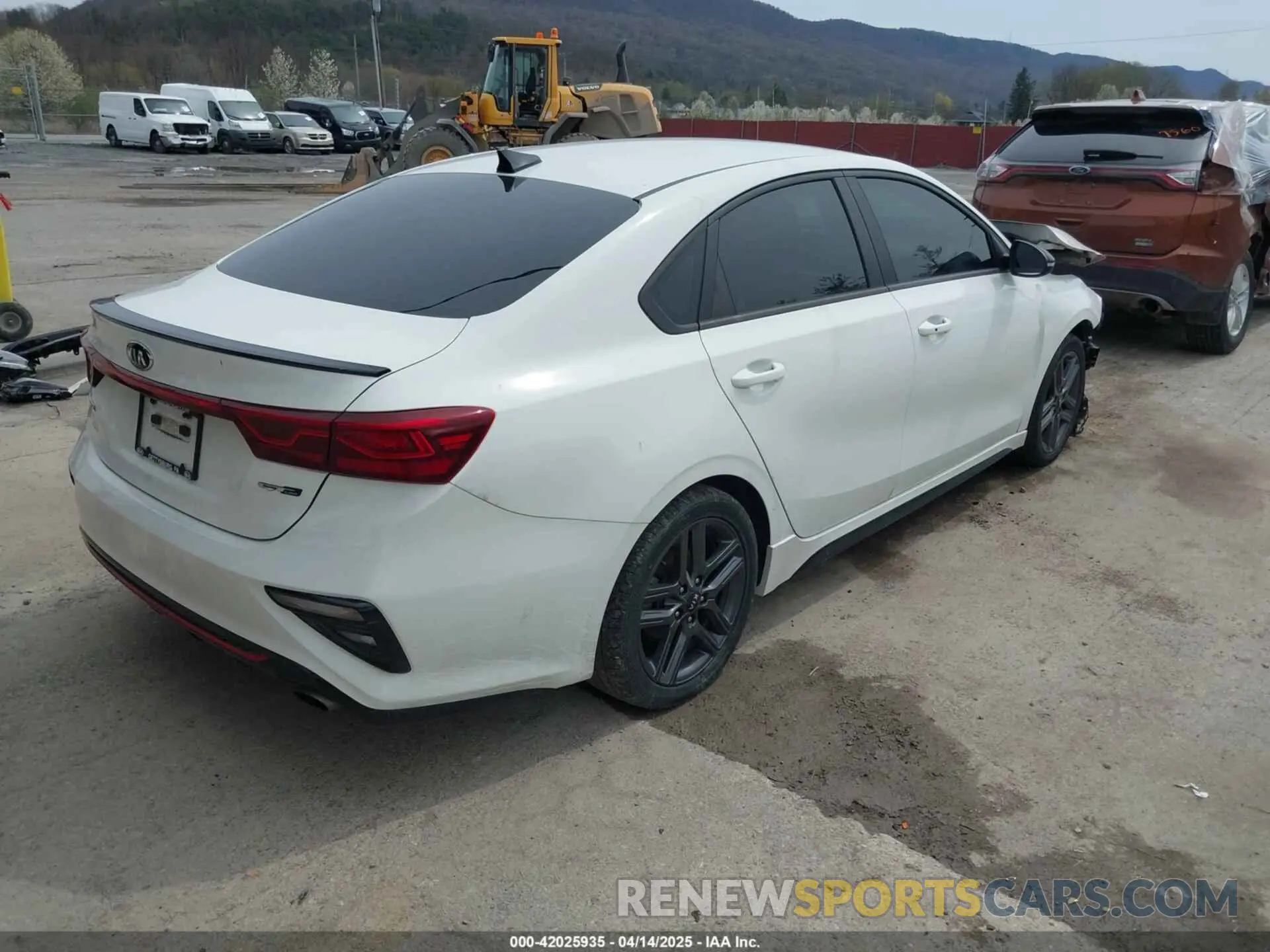 4 fotografías del automóvil dañado 3KPF34ADXLE146055 KIA FORTE 2020
