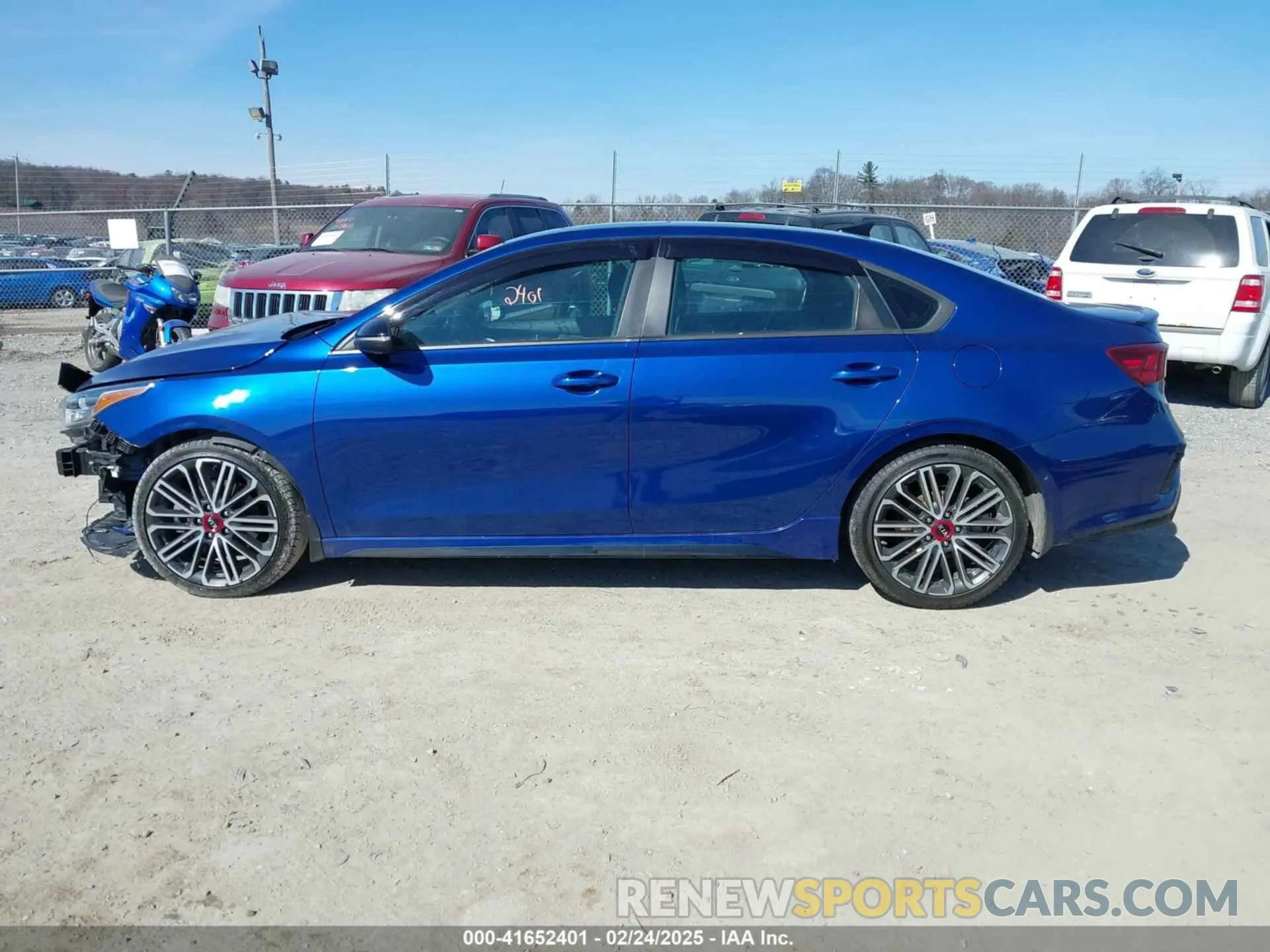 14 fotografías del automóvil dañado 3KPF44AC3LE147603 KIA FORTE 2020