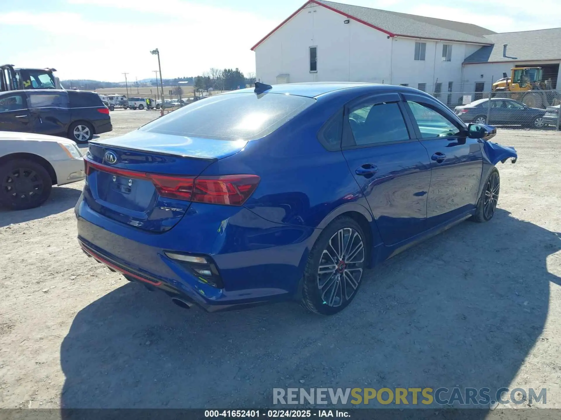 4 fotografías del automóvil dañado 3KPF44AC3LE147603 KIA FORTE 2020