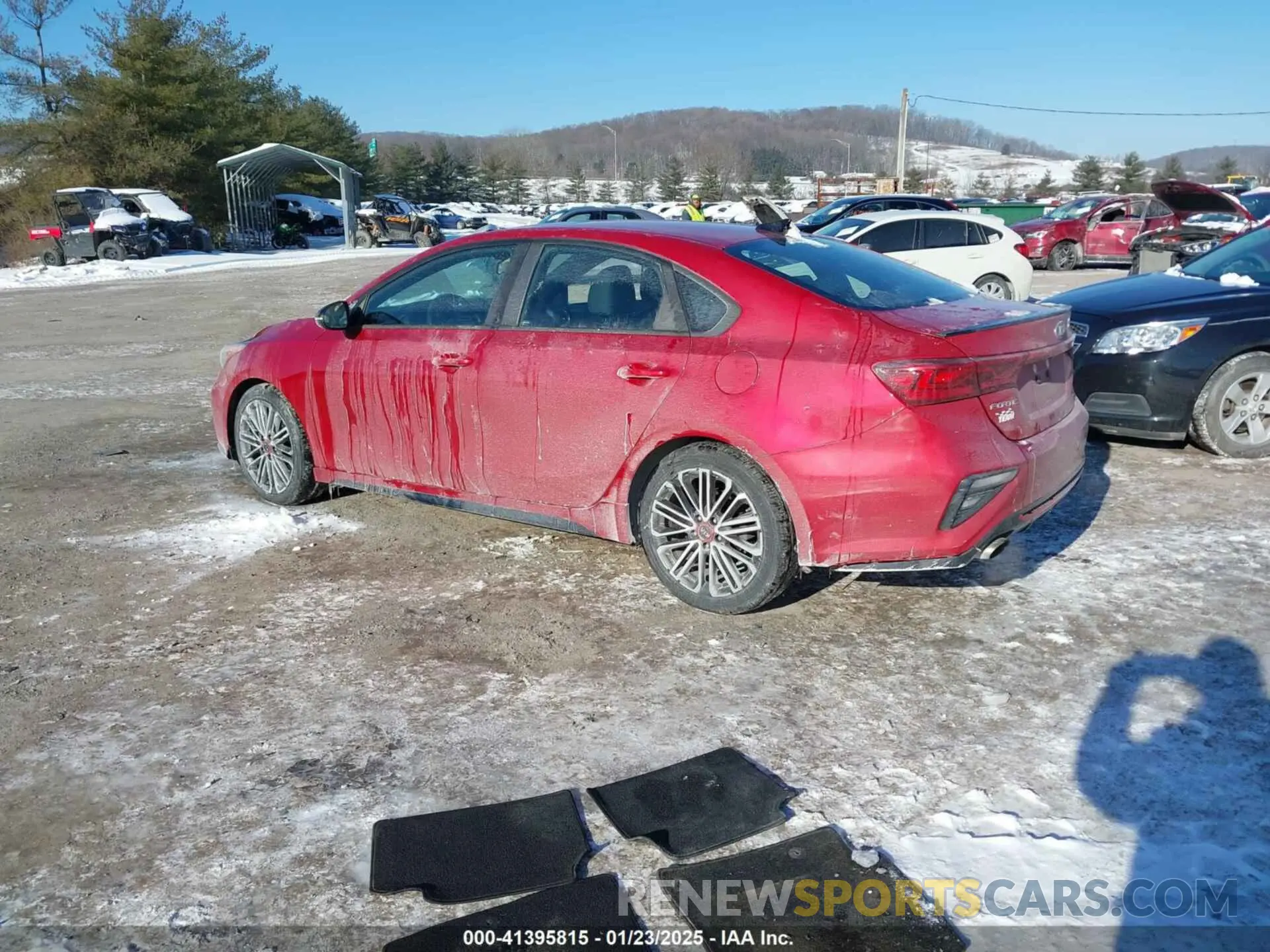 3 fotografías del automóvil dañado 3KPF44AC4LE168797 KIA FORTE 2020