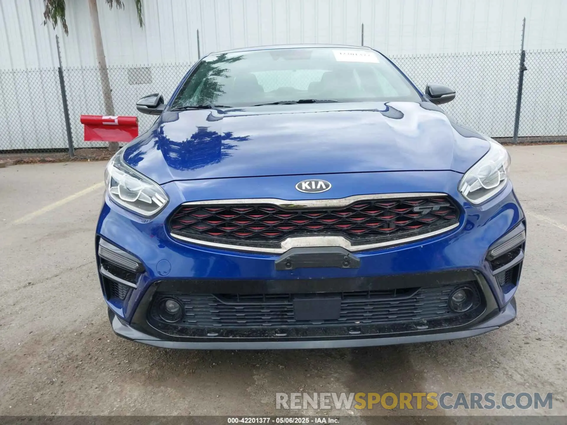 13 fotografías del automóvil dañado 3KPF44AC6LE175444 KIA FORTE 2020