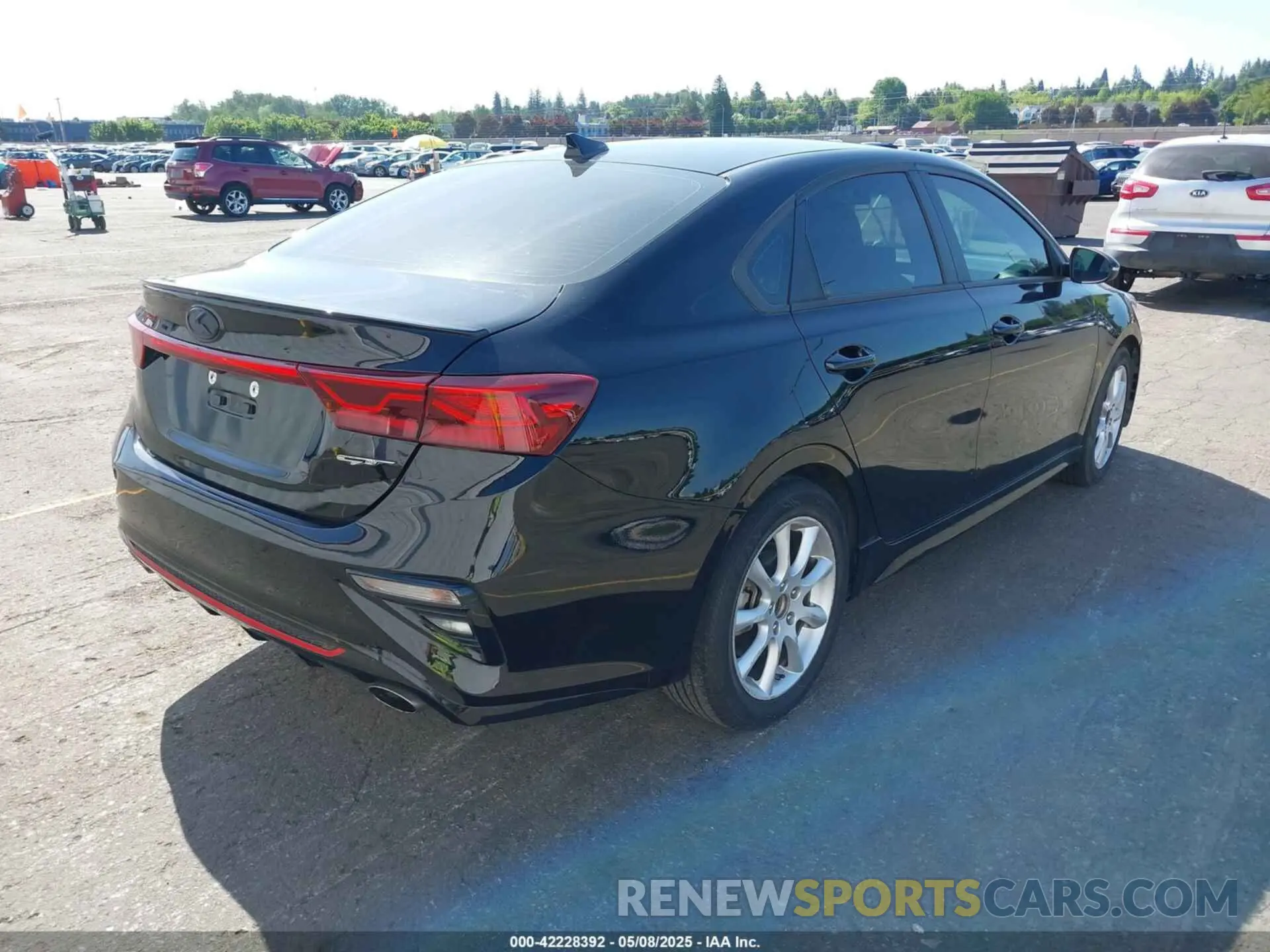 4 fotografías del automóvil dañado 3KPF44AC6LE184290 KIA FORTE 2020
