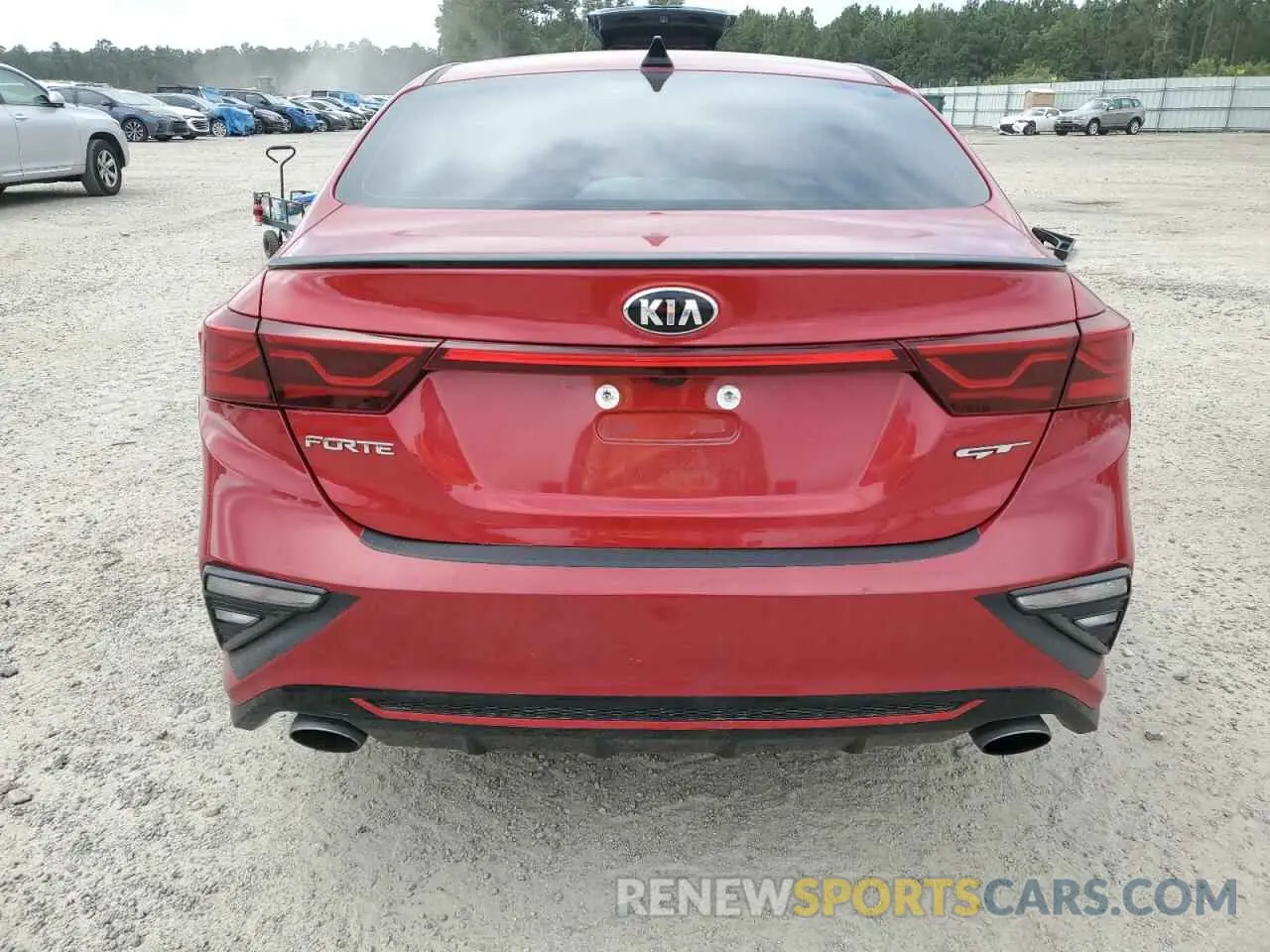 6 fotografías del automóvil dañado 3KPF44AC7LE240124 KIA FORTE 2020