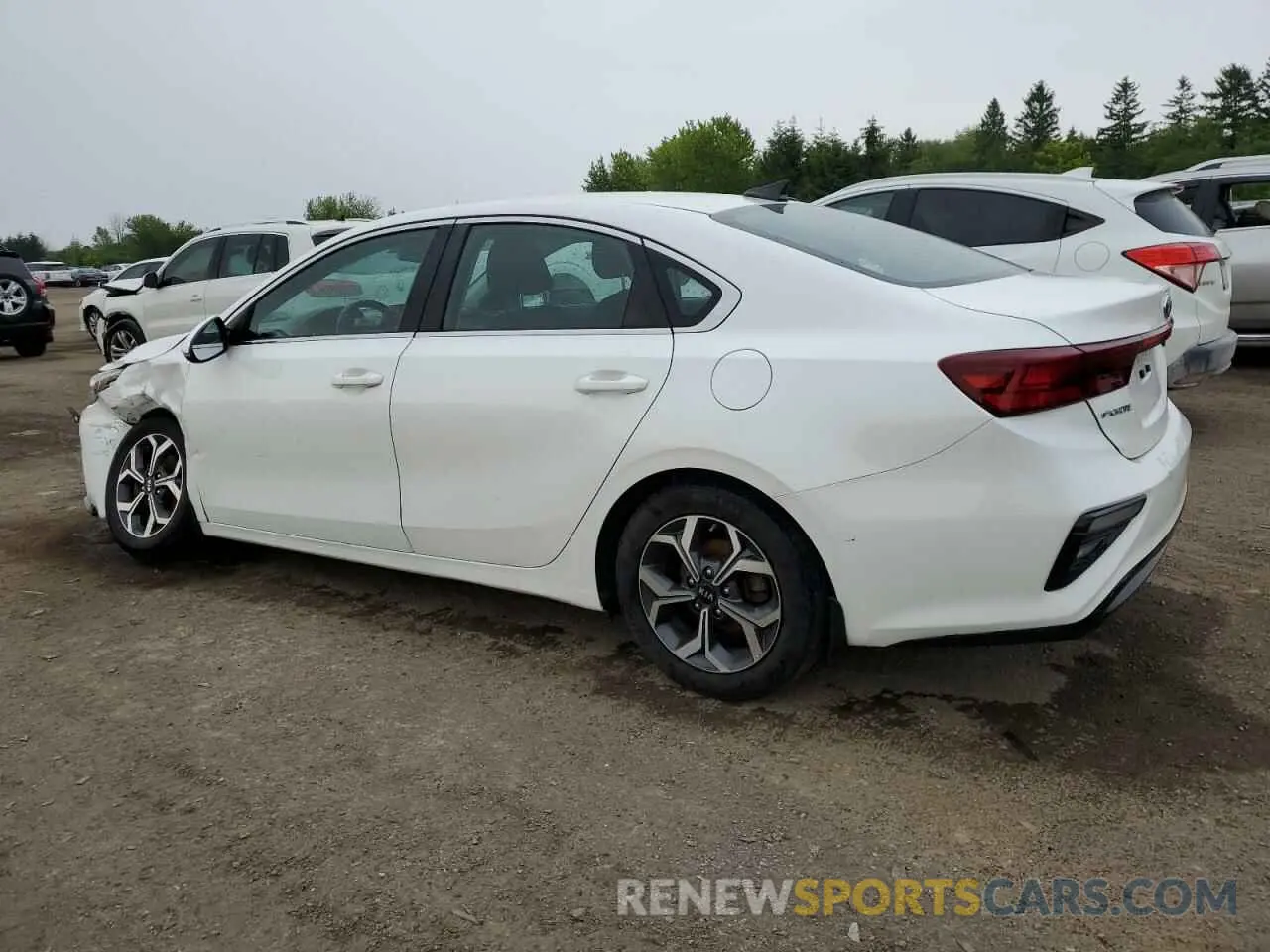 2 fotografías del automóvil dañado 3KPF54AD0LE183187 KIA FORTE 2020