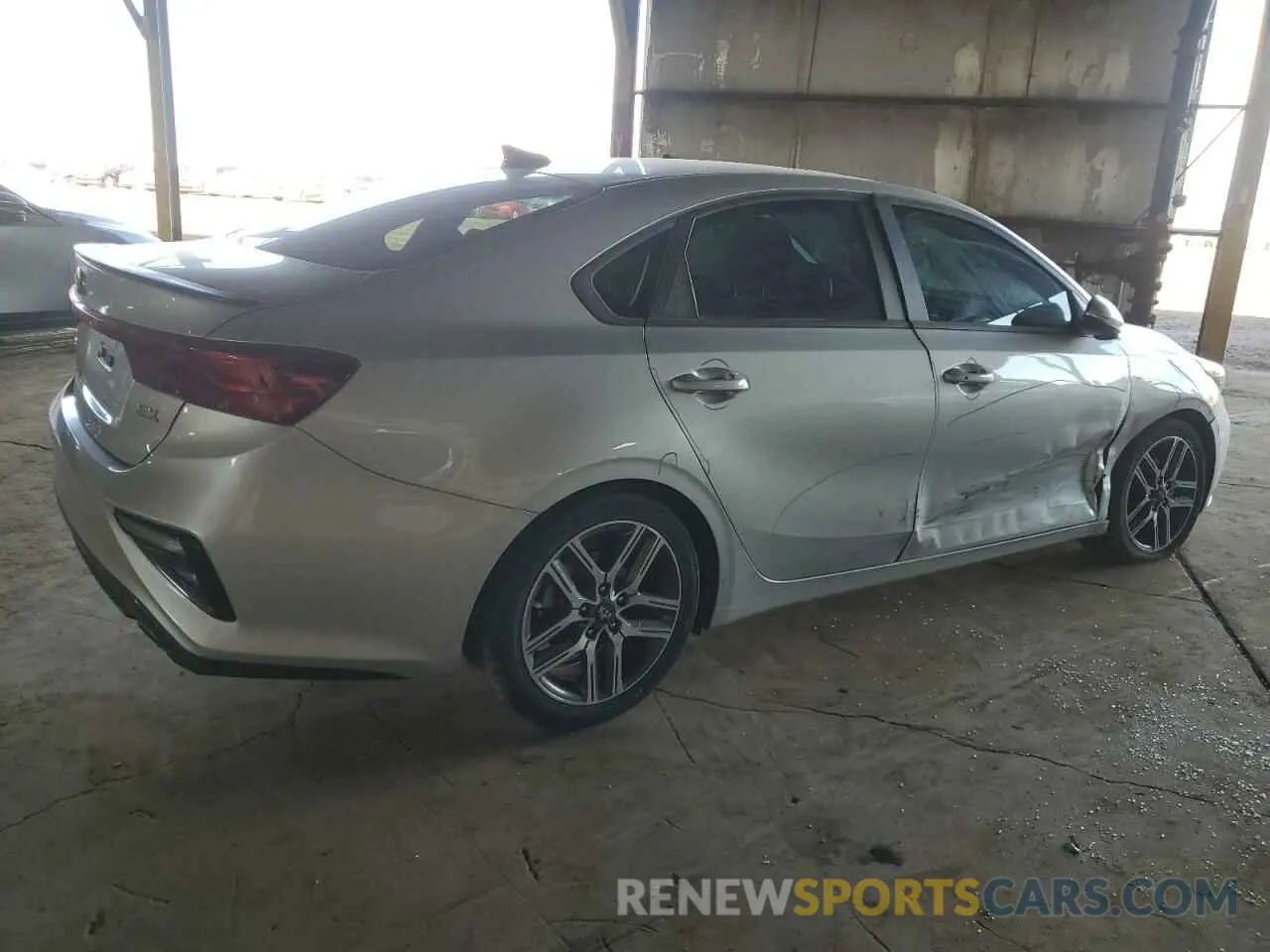 3 fotografías del automóvil dañado 3KPF54AD0LE212624 KIA FORTE 2020