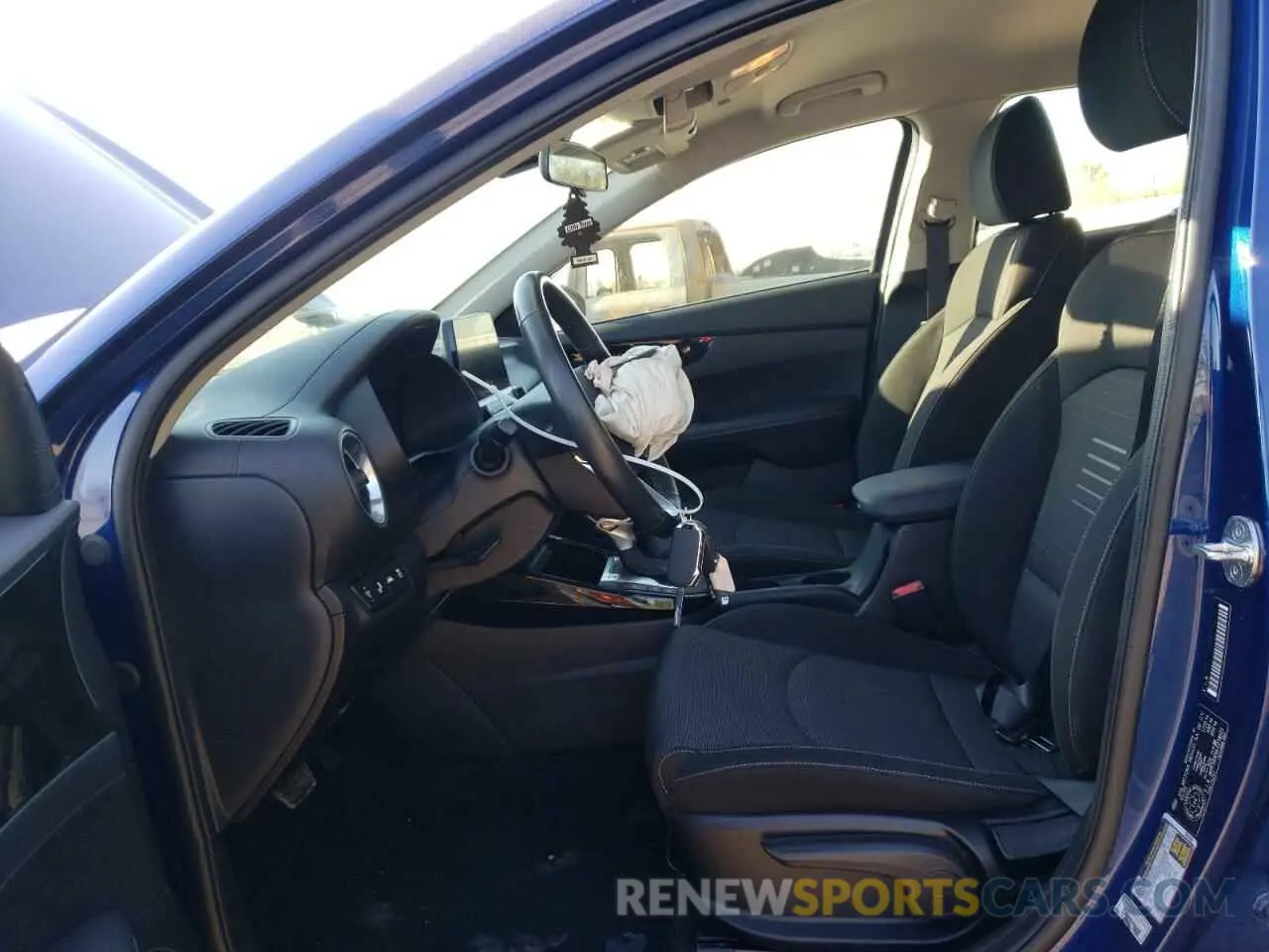 7 fotografías del automóvil dañado 3KPF54AD0LE218021 KIA FORTE 2020