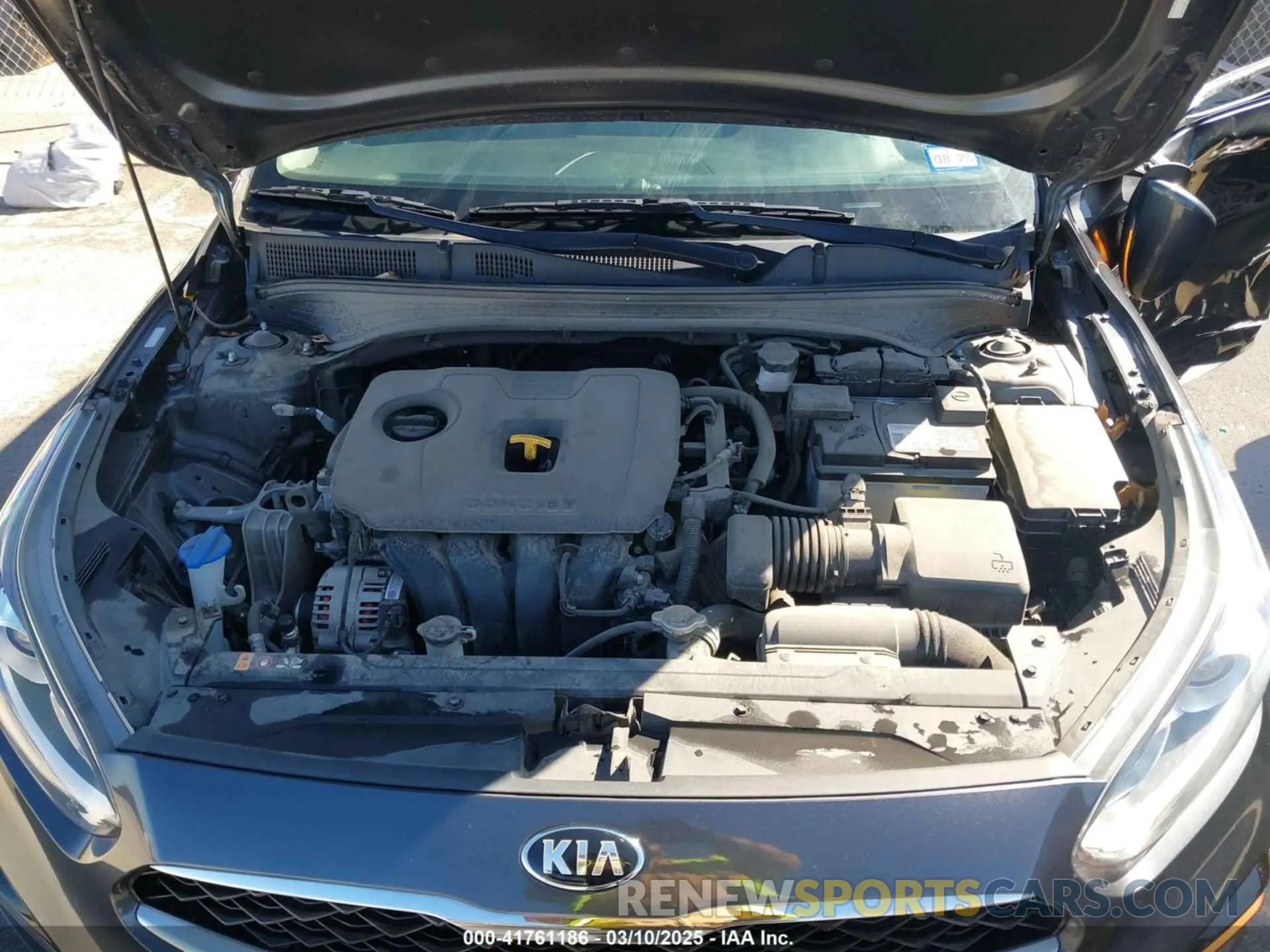 10 fotografías del automóvil dañado 3KPF54AD2LE152474 KIA FORTE 2020
