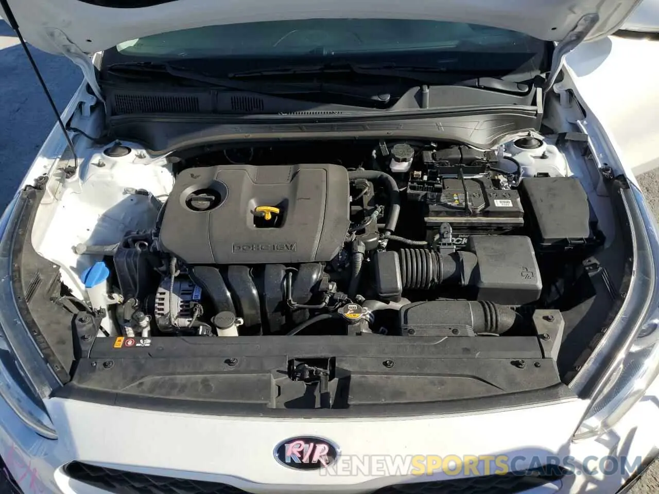 13 fotografías del automóvil dañado 3KPF54AD4LE253662 KIA FORTE 2020