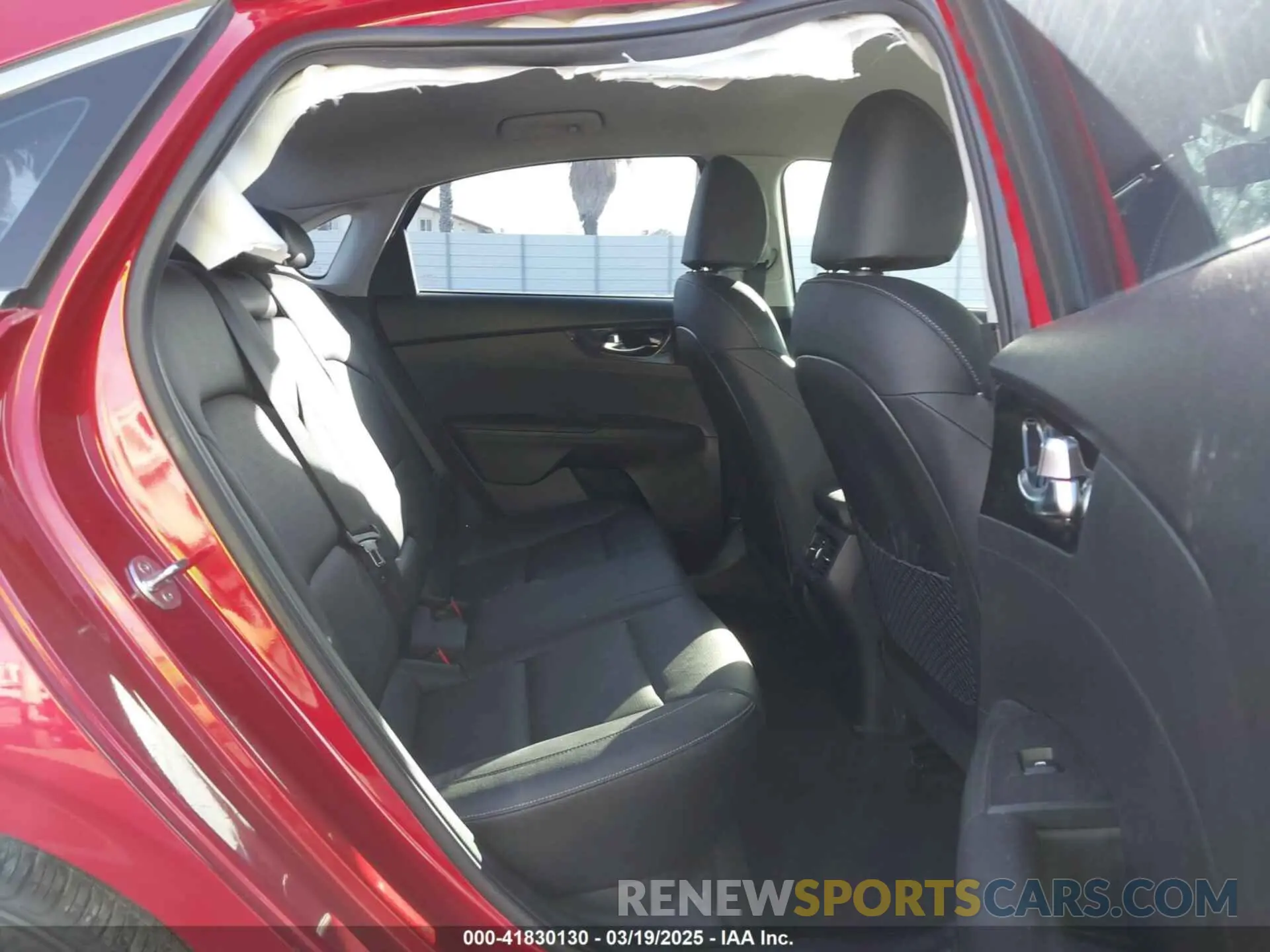 8 fotografías del automóvil dañado 3KPF54AD8LE254619 KIA FORTE 2020