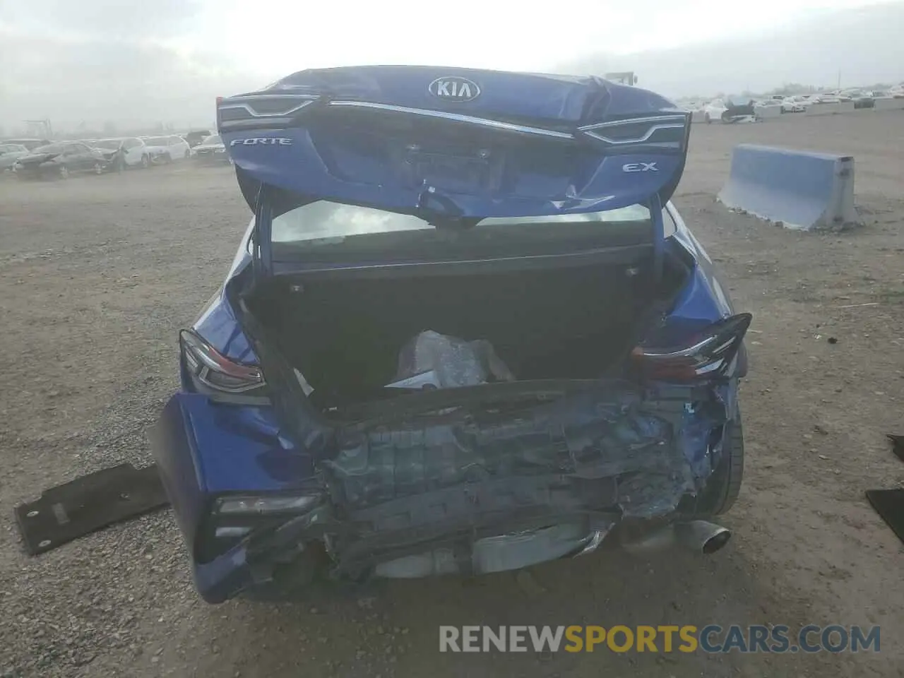 6 fotografías del automóvil dañado 3KPF54ADXLE153498 KIA FORTE 2020