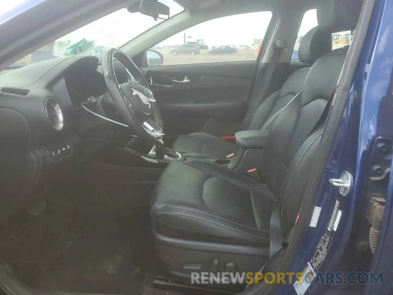 7 fotografías del automóvil dañado 3KPF54ADXLE153498 KIA FORTE 2020