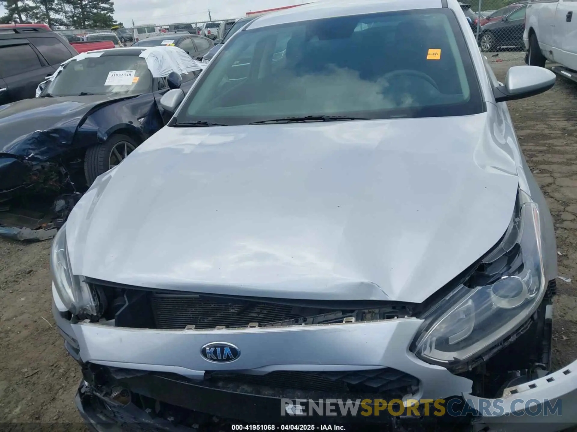 12 fotografías del automóvil dañado 3KPF24AD0ME275443 KIA FORTE 2021