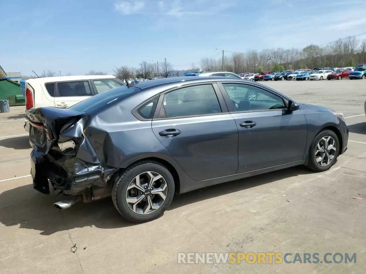 3 fotografías del automóvil dañado 3KPF24AD0ME289083 KIA FORTE 2021
