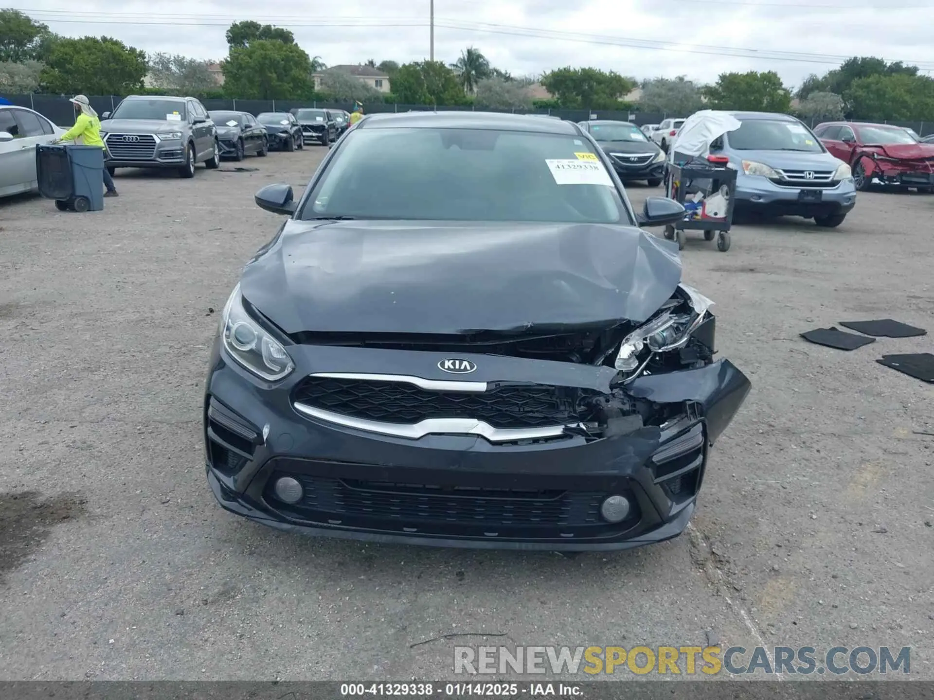 12 fotografías del automóvil dañado 3KPF24AD0ME312622 KIA FORTE 2021