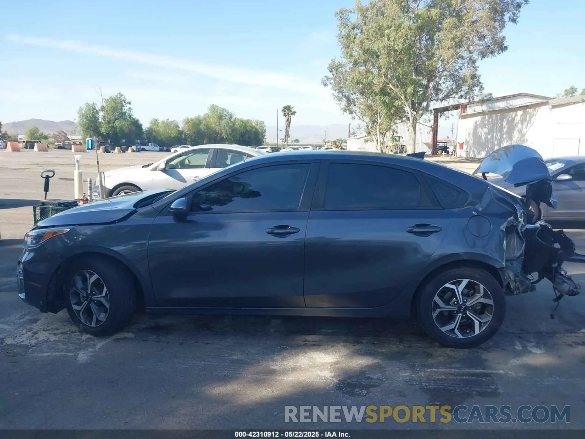 14 fotografías del automóvil dañado 3KPF24AD0ME329971 KIA FORTE 2021