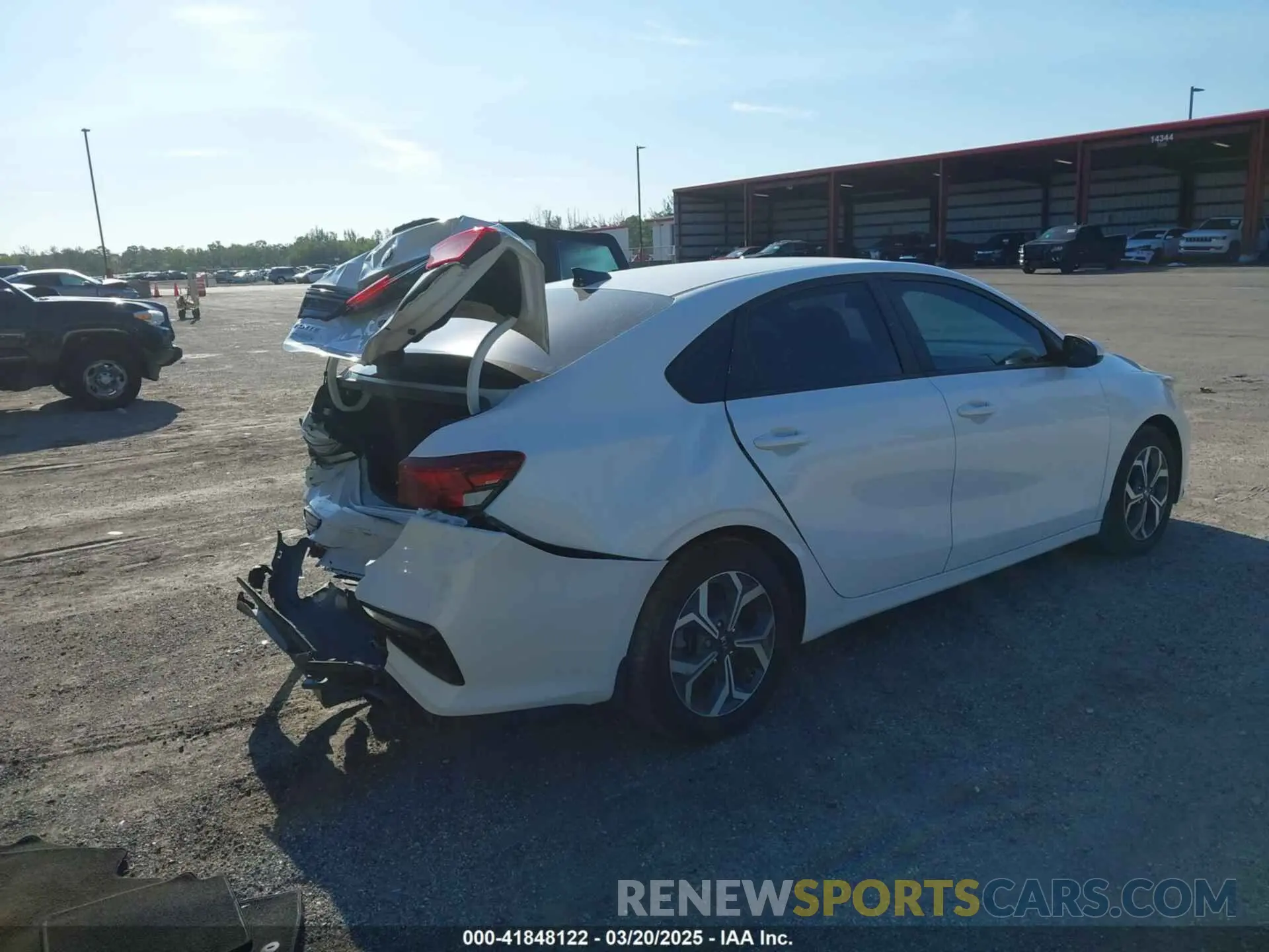 4 fotografías del automóvil dañado 3KPF24AD0ME344194 KIA FORTE 2021