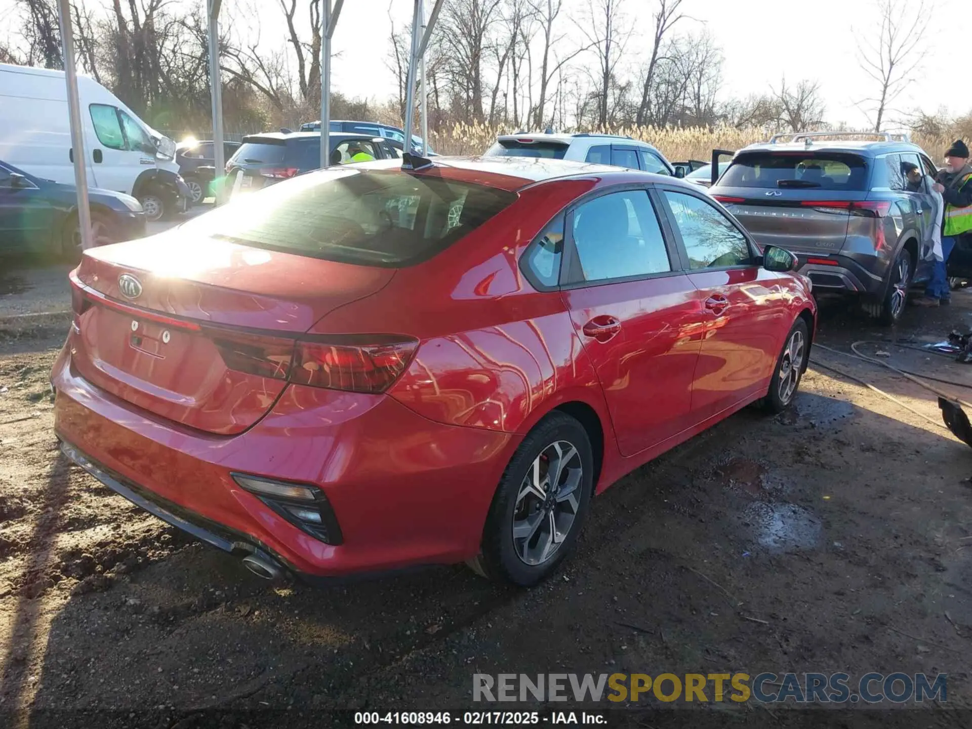 4 fotografías del automóvil dañado 3KPF24AD0ME351730 KIA FORTE 2021