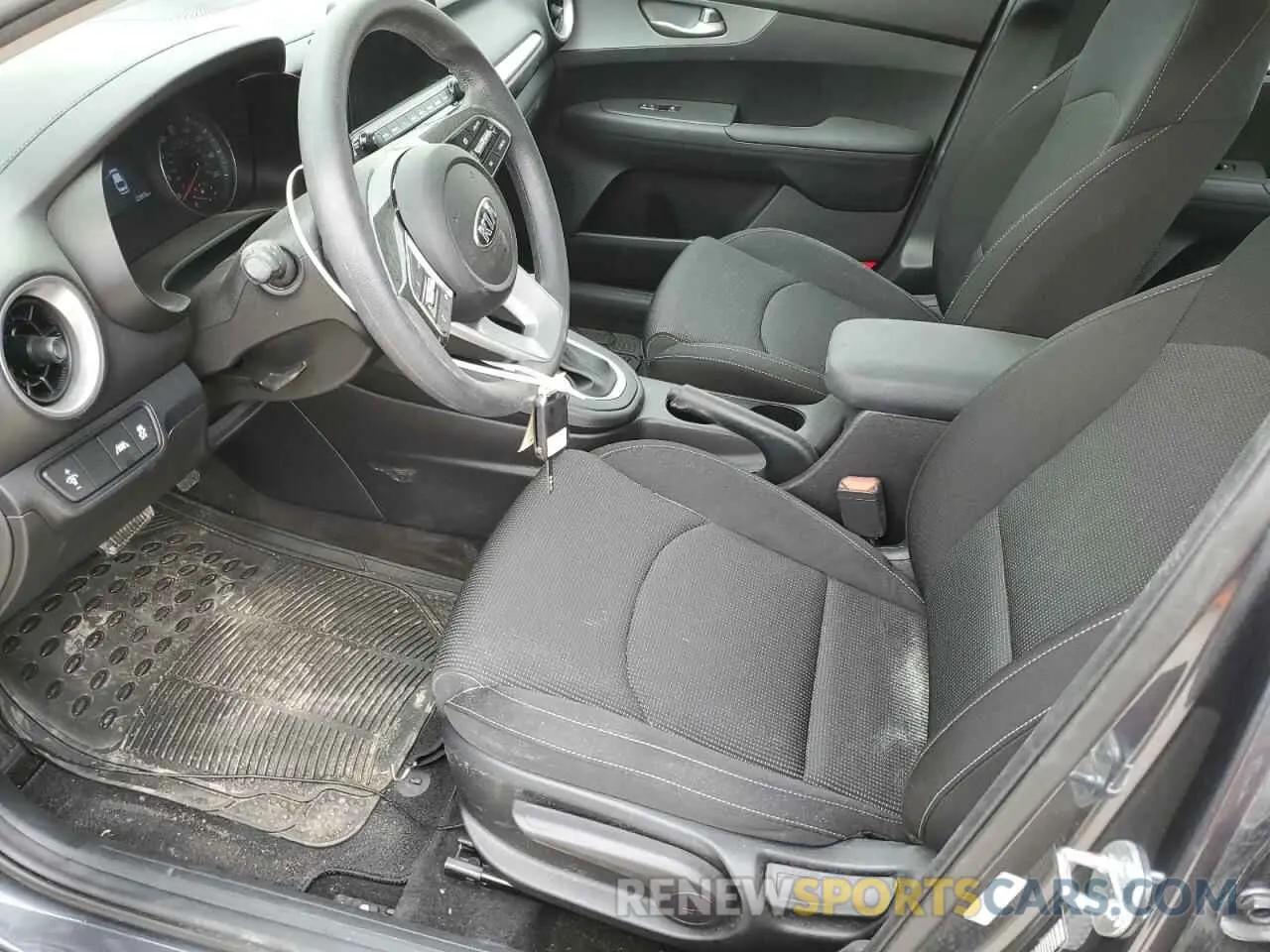 7 fotografías del automóvil dañado 3KPF24AD0ME361223 KIA FORTE 2021