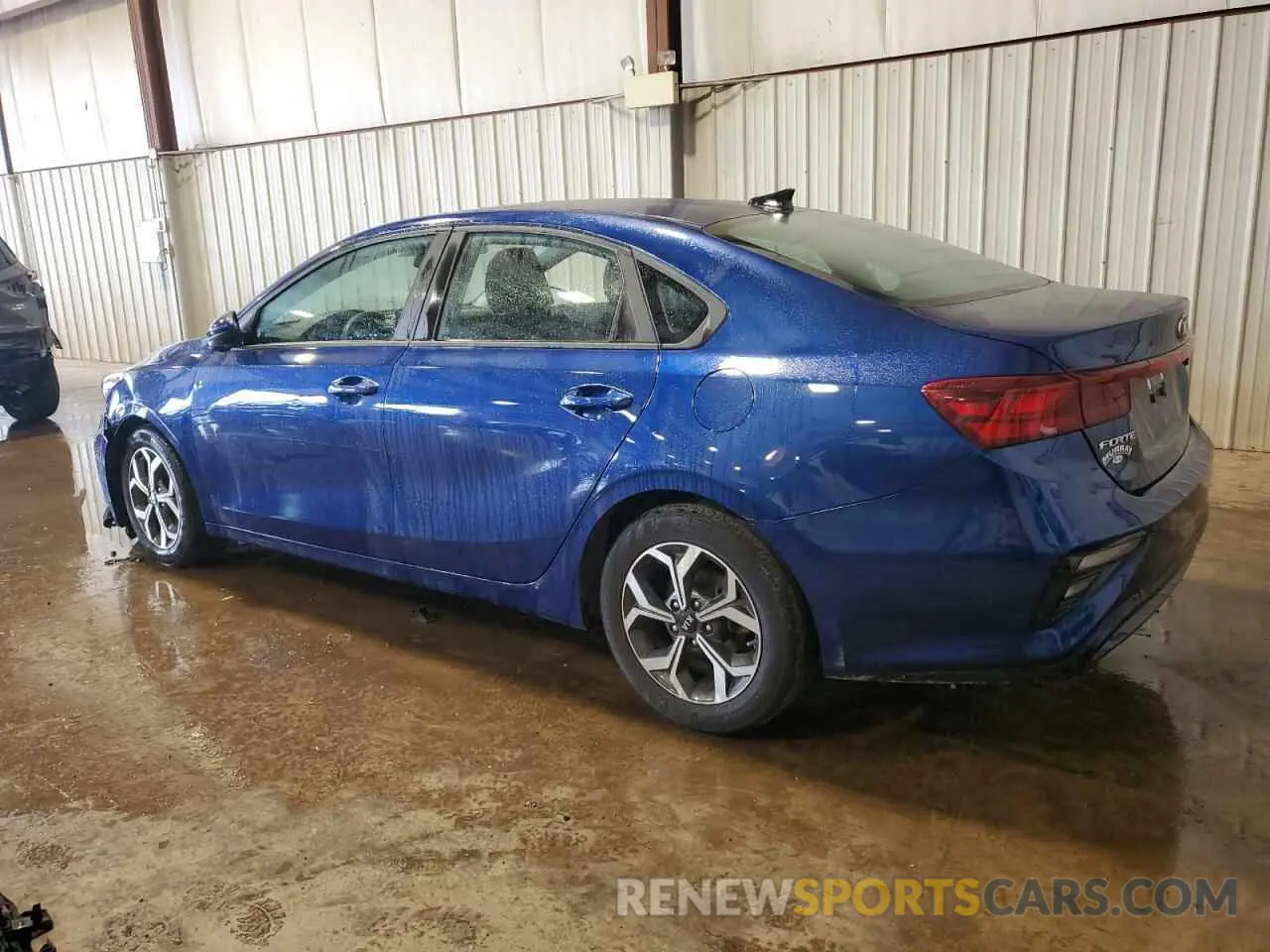 2 fotografías del automóvil dañado 3KPF24AD0ME408301 KIA FORTE 2021