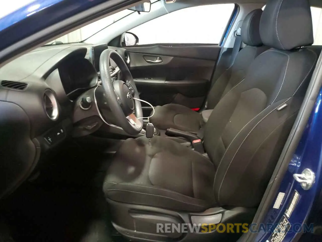 7 fotografías del automóvil dañado 3KPF24AD0ME408301 KIA FORTE 2021