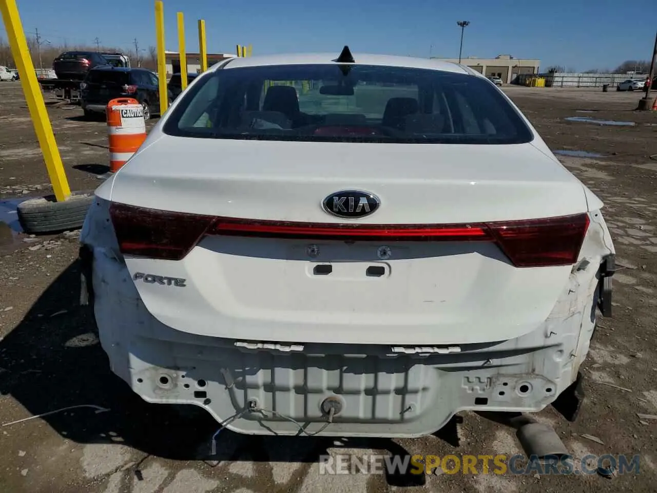 6 fotografías del automóvil dañado 3KPF24AD0ME410131 KIA FORTE 2021