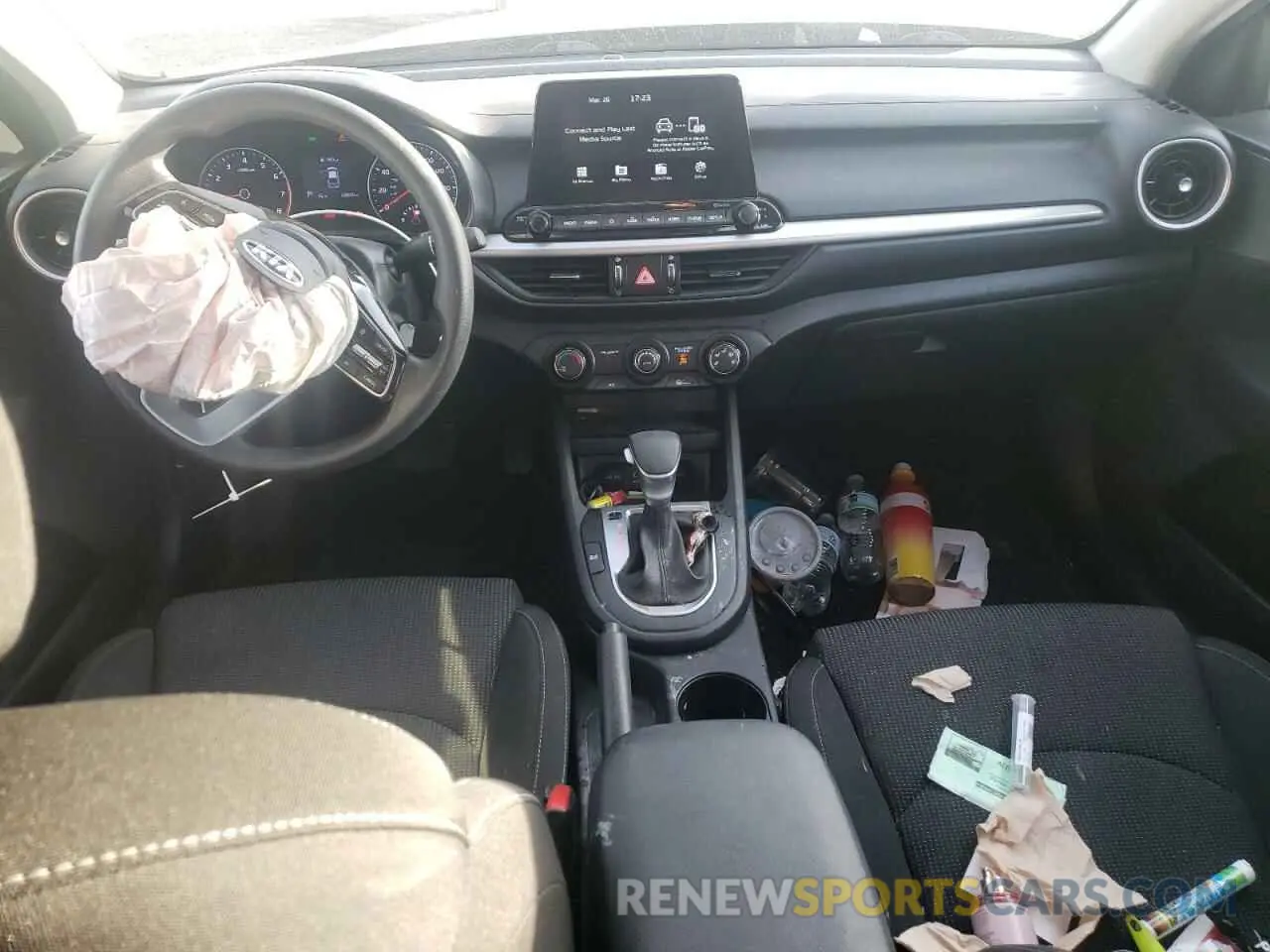 8 fotografías del automóvil dañado 3KPF24AD1ME374059 KIA FORTE 2021