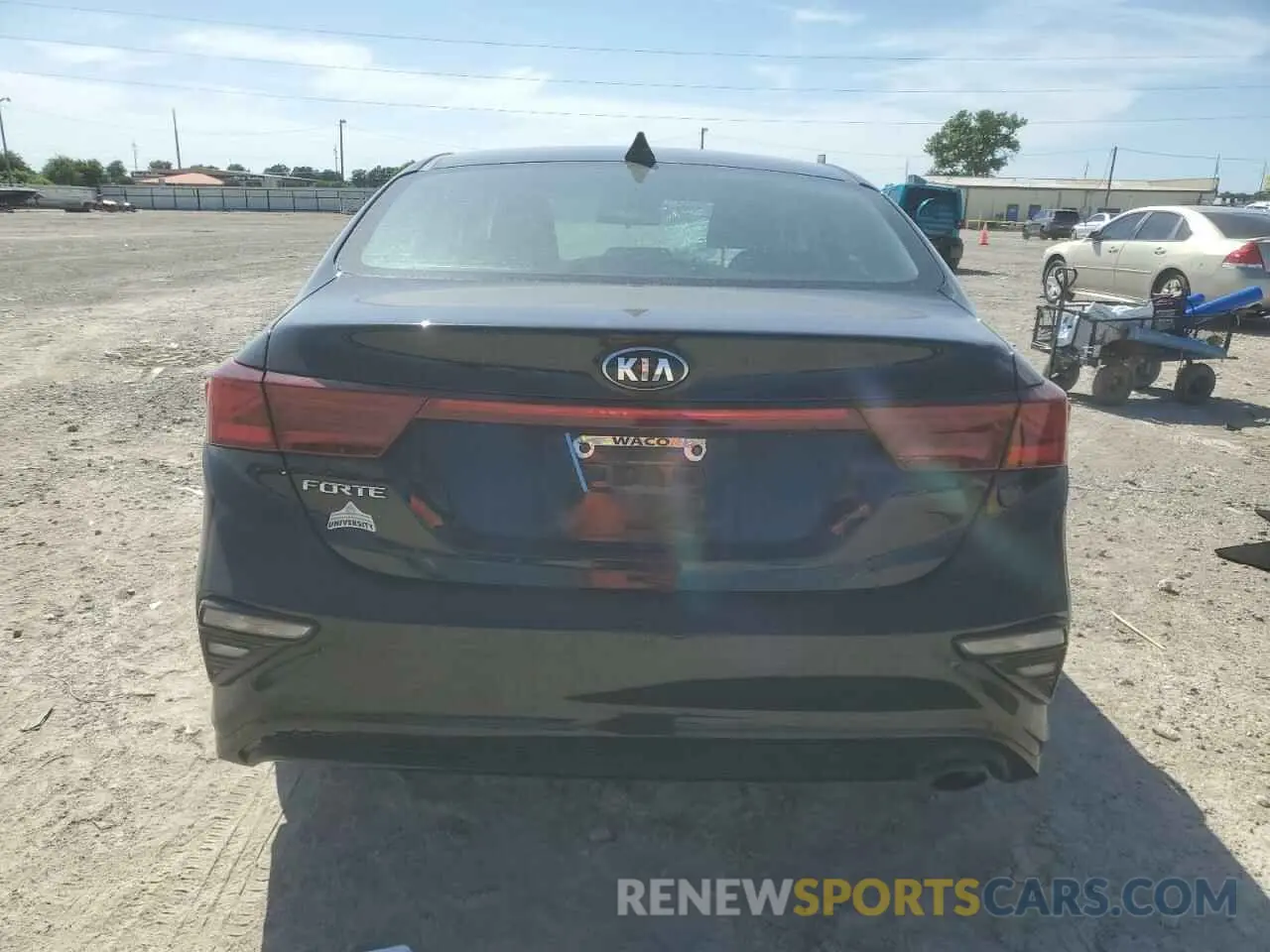 6 fotografías del automóvil dañado 3KPF24AD1ME412230 KIA FORTE 2021