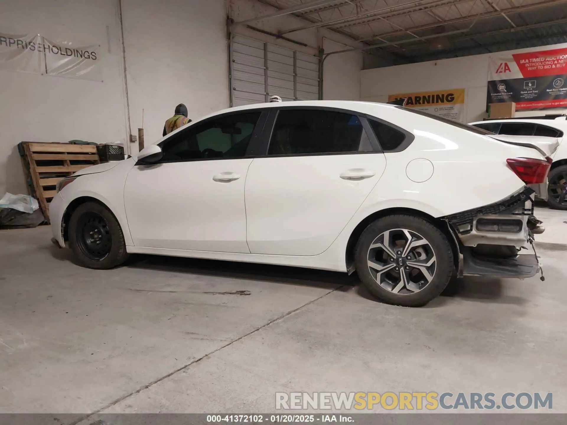 15 fotografías del automóvil dañado 3KPF24AD2ME280191 KIA FORTE 2021