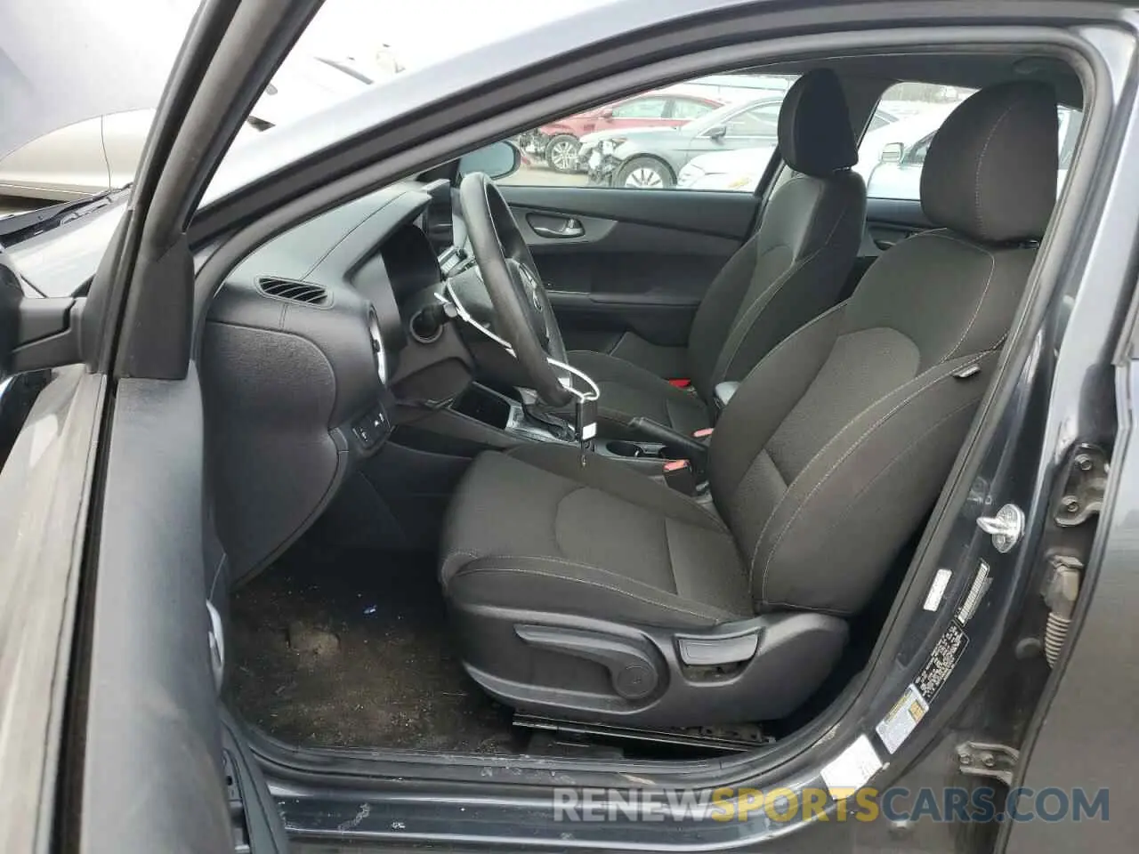 7 fotografías del automóvil dañado 3KPF24AD2ME319524 KIA FORTE 2021
