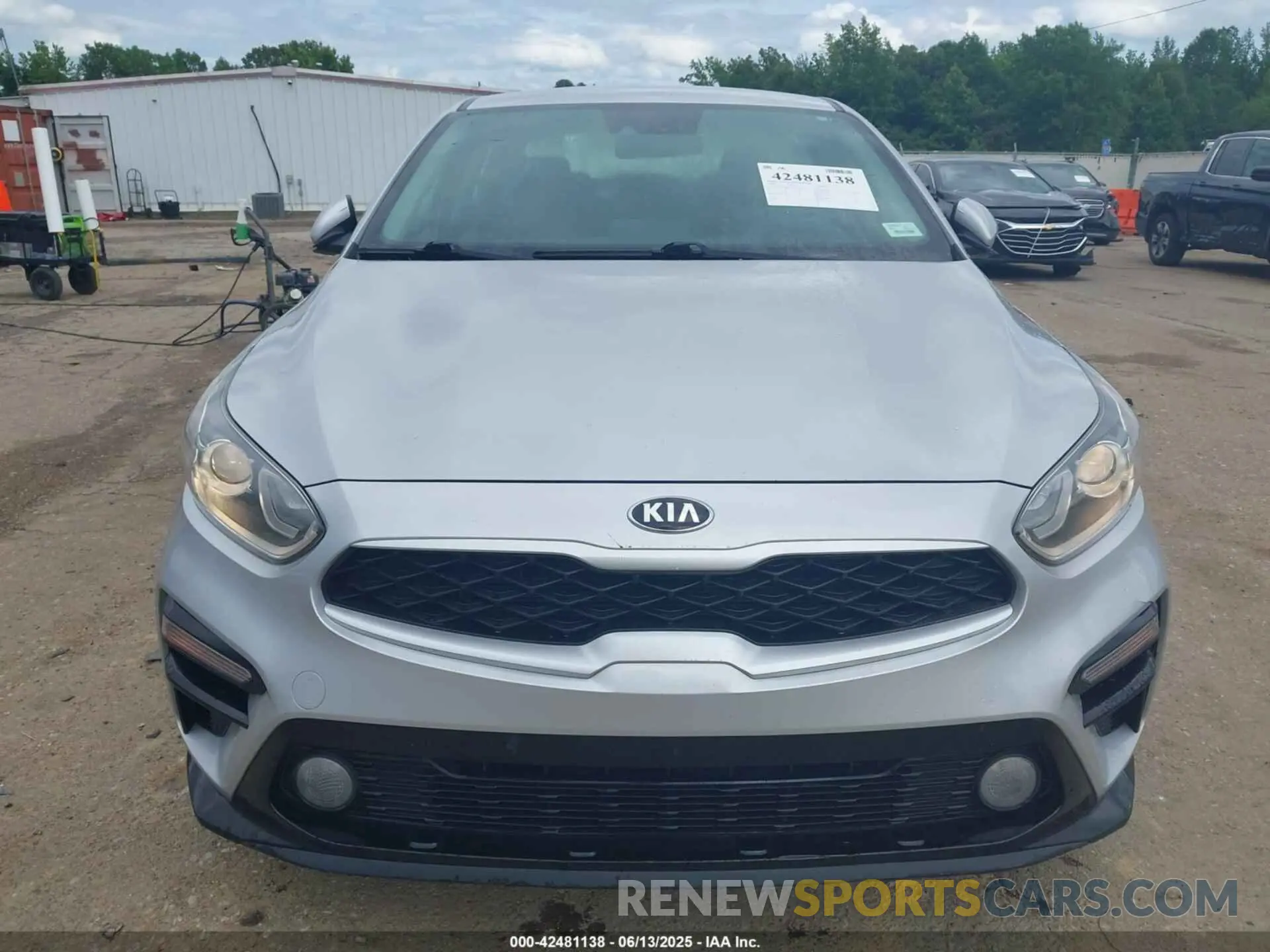 12 fotografías del automóvil dañado 3KPF24AD2ME335173 KIA FORTE 2021