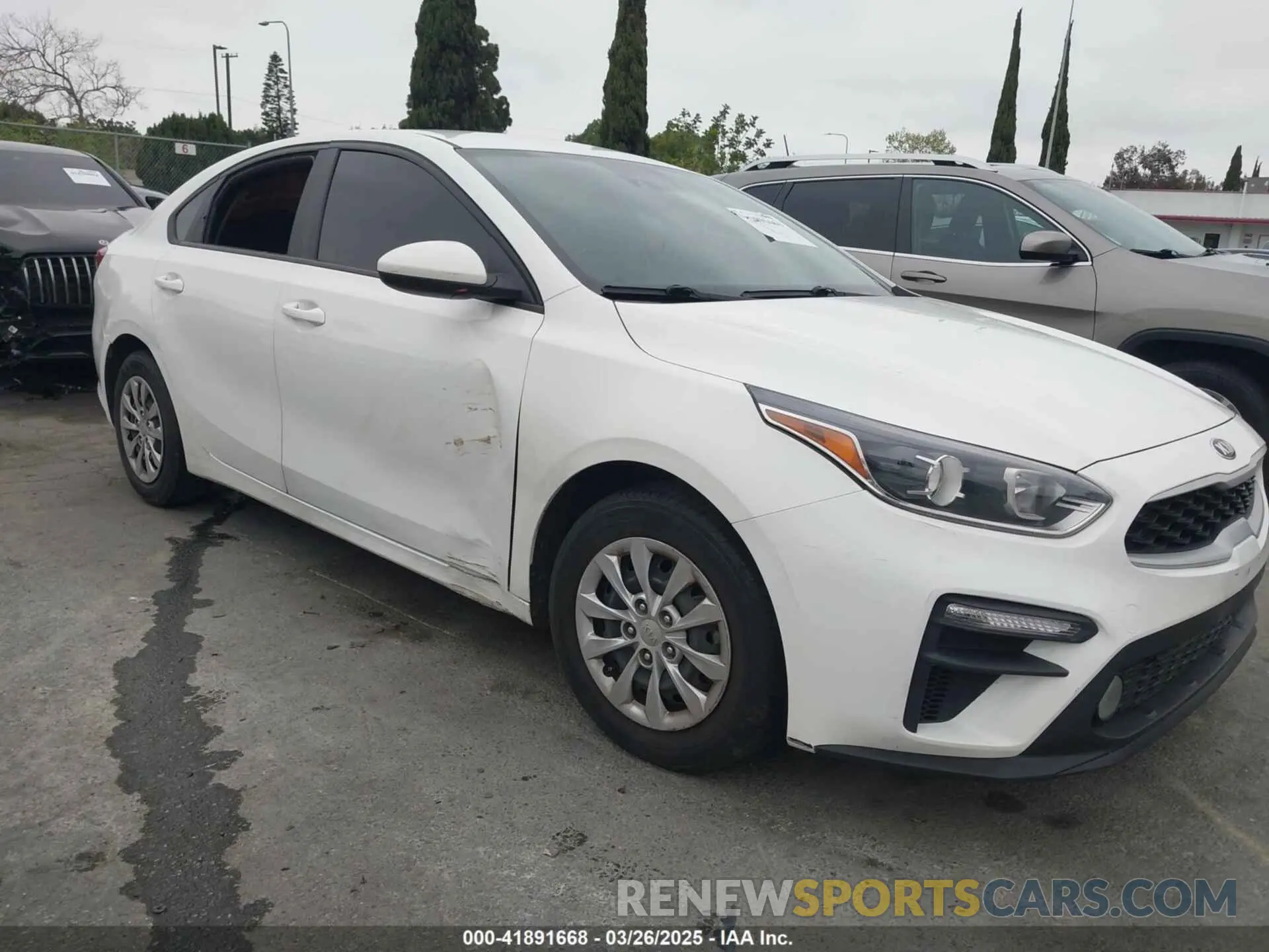 13 fotografías del automóvil dañado 3KPF24AD2ME345167 KIA FORTE 2021