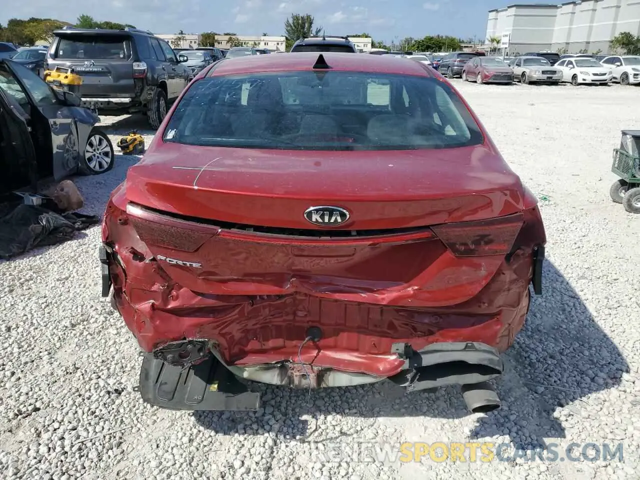 6 fotografías del automóvil dañado 3KPF24AD2ME383594 KIA FORTE 2021