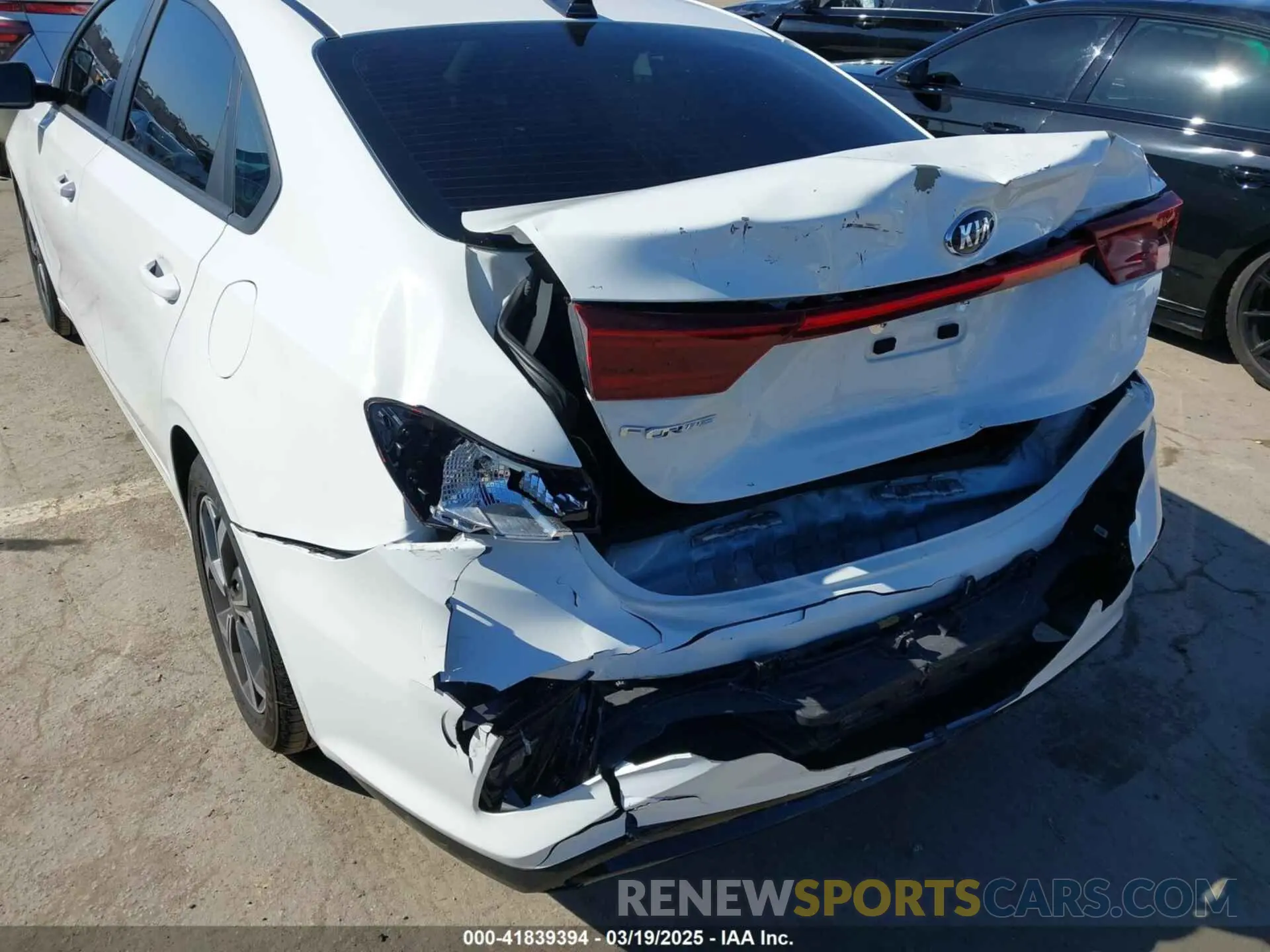 6 fotografías del automóvil dañado 3KPF24AD3ME283990 KIA FORTE 2021