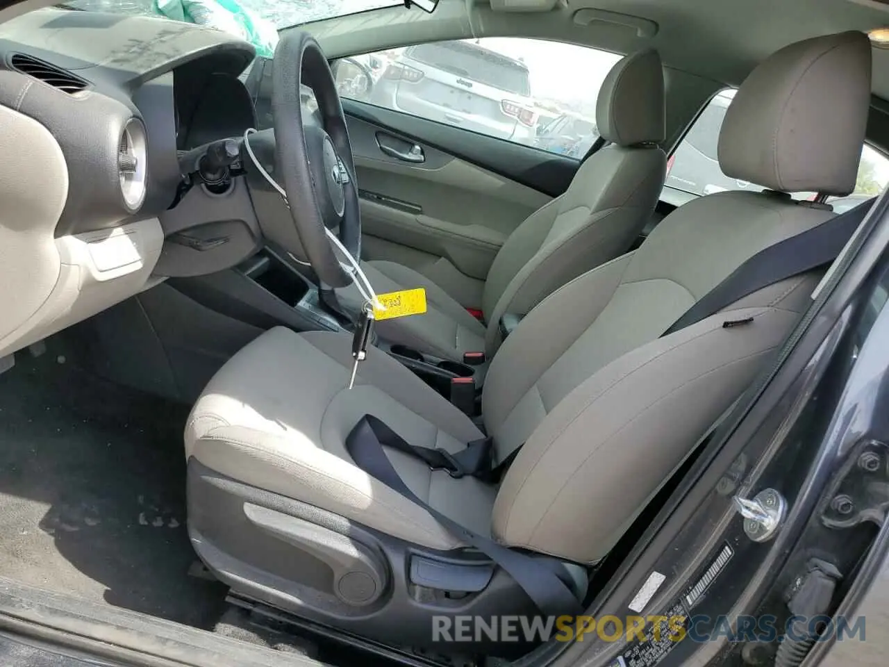 7 fotografías del automóvil dañado 3KPF24AD3ME303557 KIA FORTE 2021