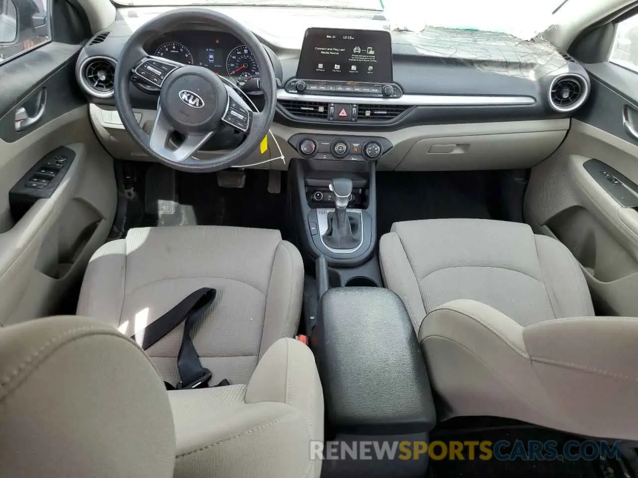 8 fotografías del automóvil dañado 3KPF24AD3ME303557 KIA FORTE 2021