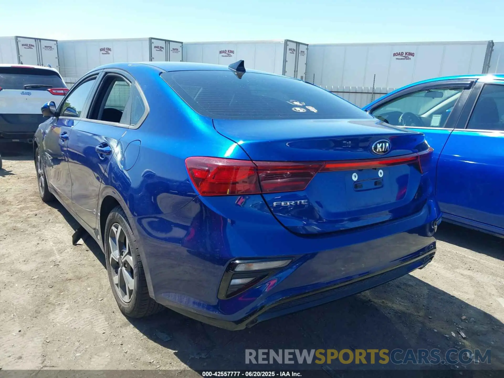 3 fotografías del automóvil dañado 3KPF24AD3ME309018 KIA FORTE 2021