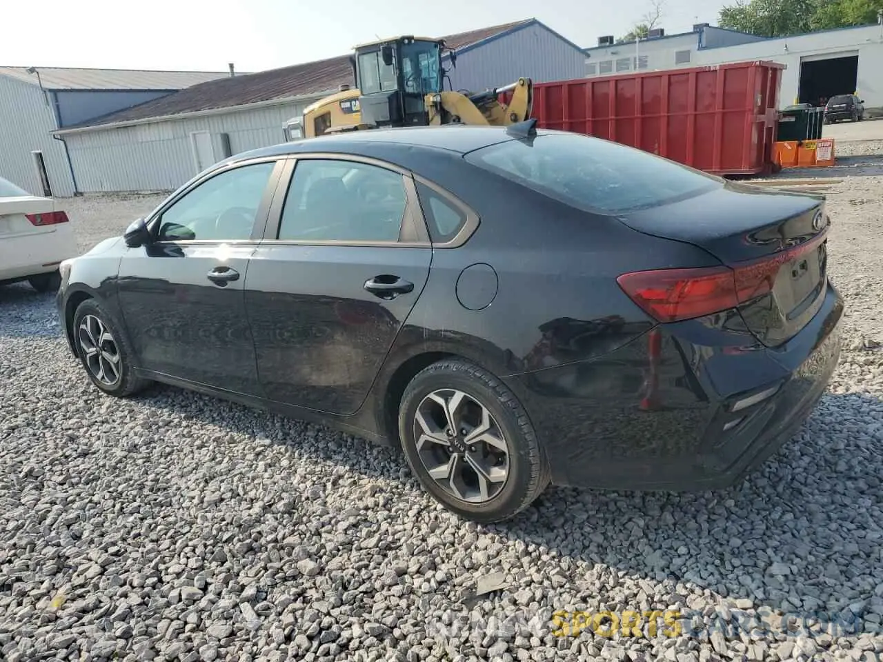 2 fotografías del automóvil dañado 3KPF24AD3ME314221 KIA FORTE 2021