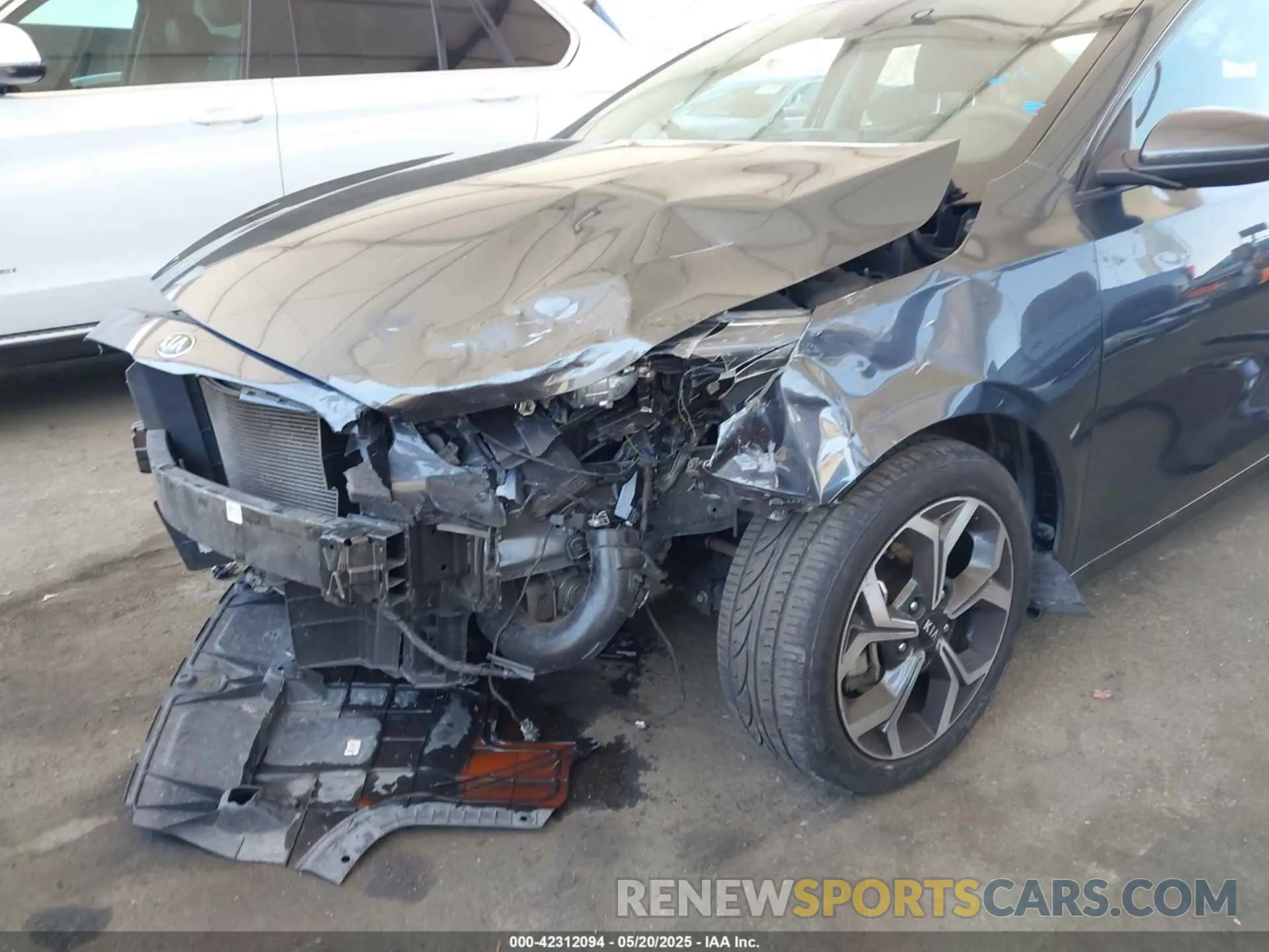 6 fotografías del automóvil dañado 3KPF24AD3ME316518 KIA FORTE 2021