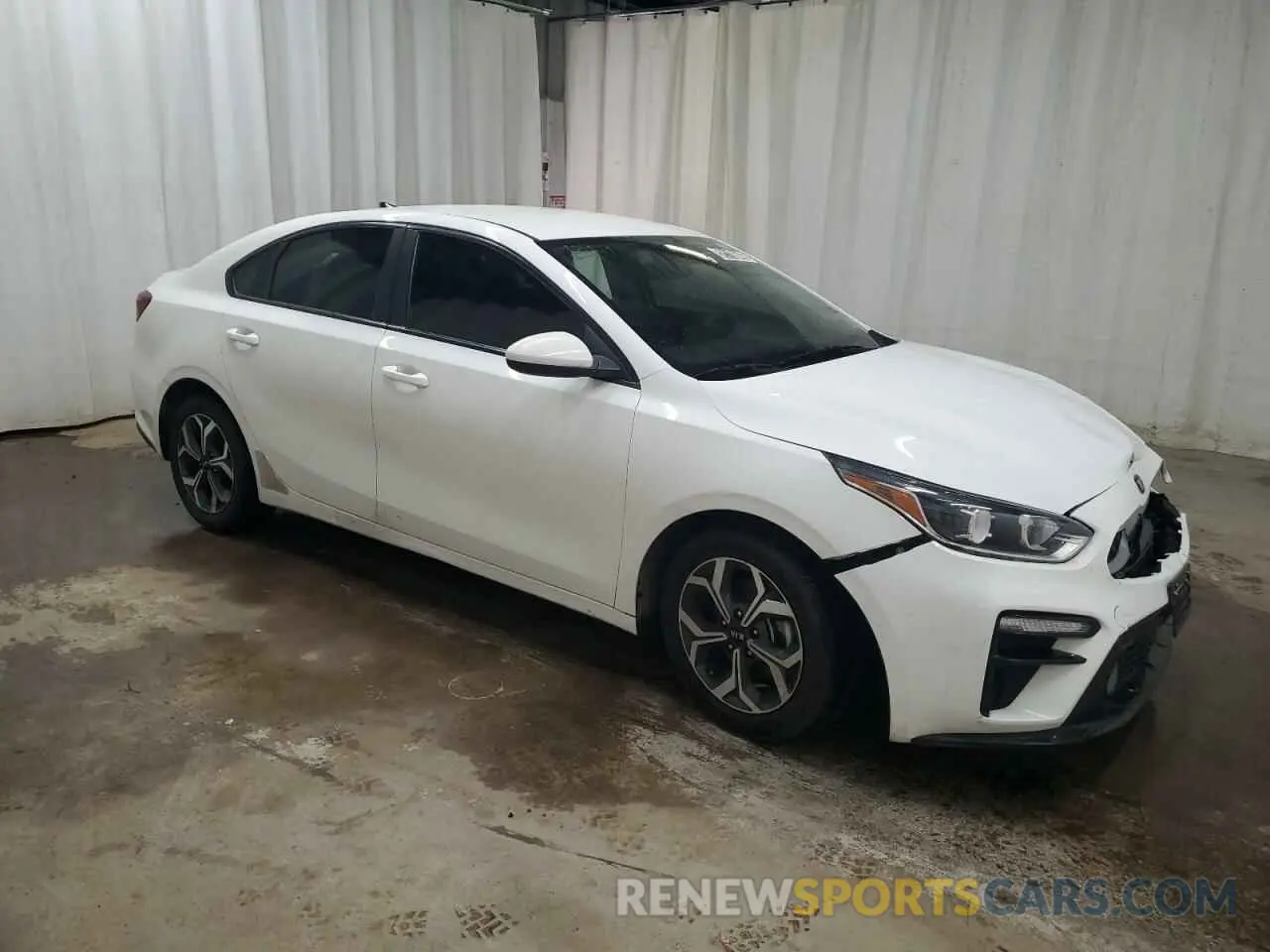 4 fotografías del automóvil dañado 3KPF24AD3ME333724 KIA FORTE 2021