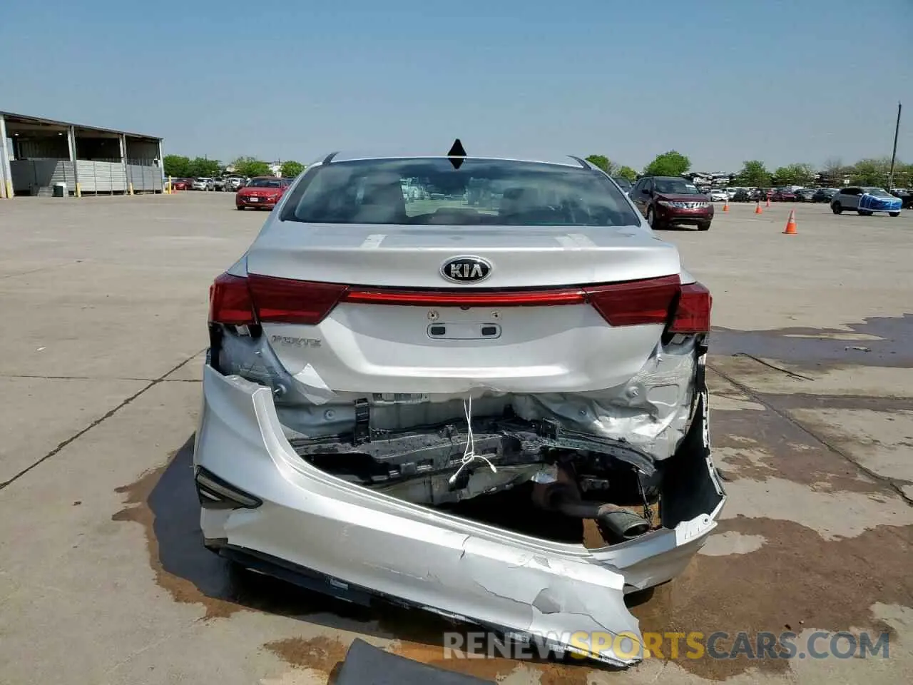 6 fotografías del automóvil dañado 3KPF24AD3ME351558 KIA FORTE 2021