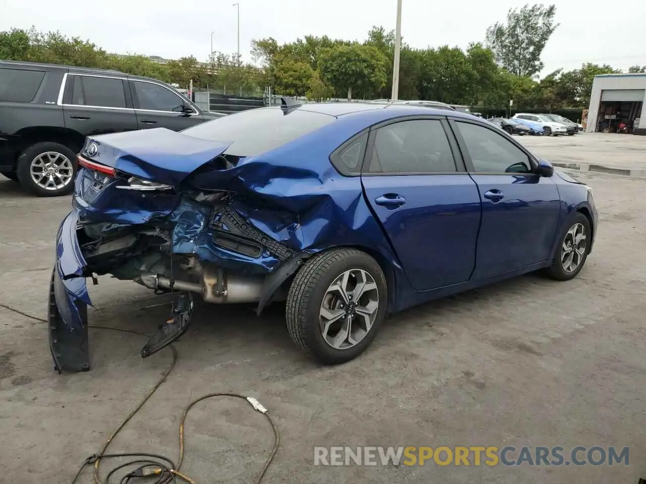 3 fotografías del automóvil dañado 3KPF24AD3ME369879 KIA FORTE 2021